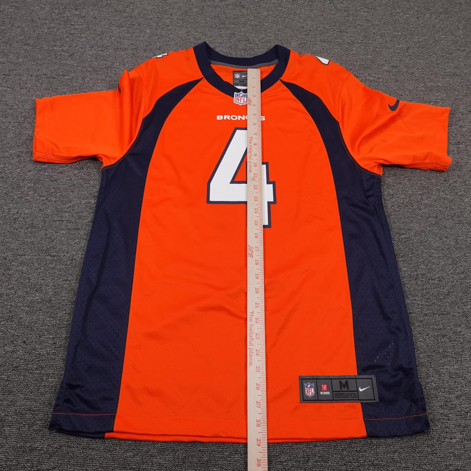 Denver Broncos Football Jersey Mens Medium Orange NFL Nike Case Keenum 4 - Thumbnail 8