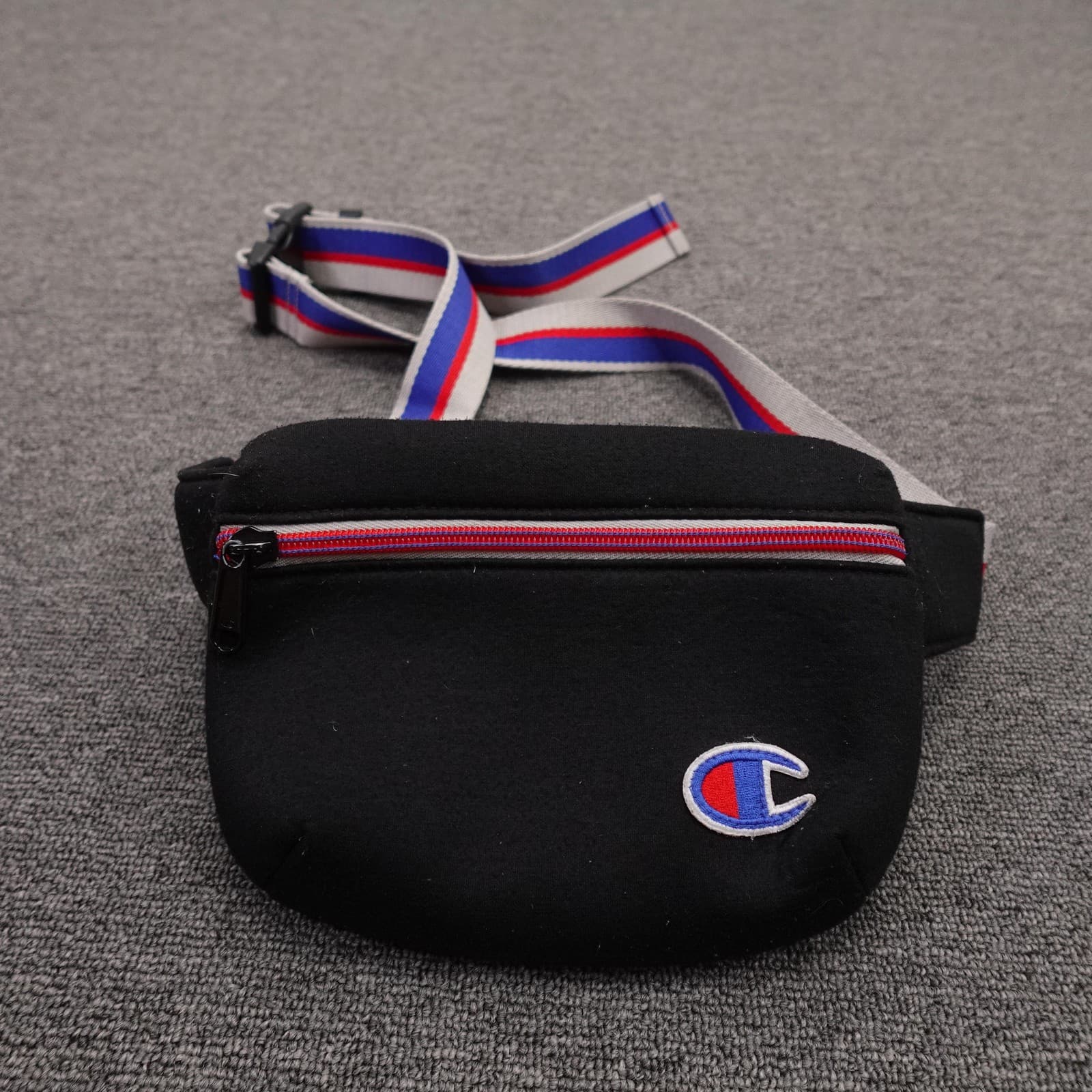 Champion Vintage Fanny Pack Black Logo Travel Waist Belt Bag Unisex Adjustable