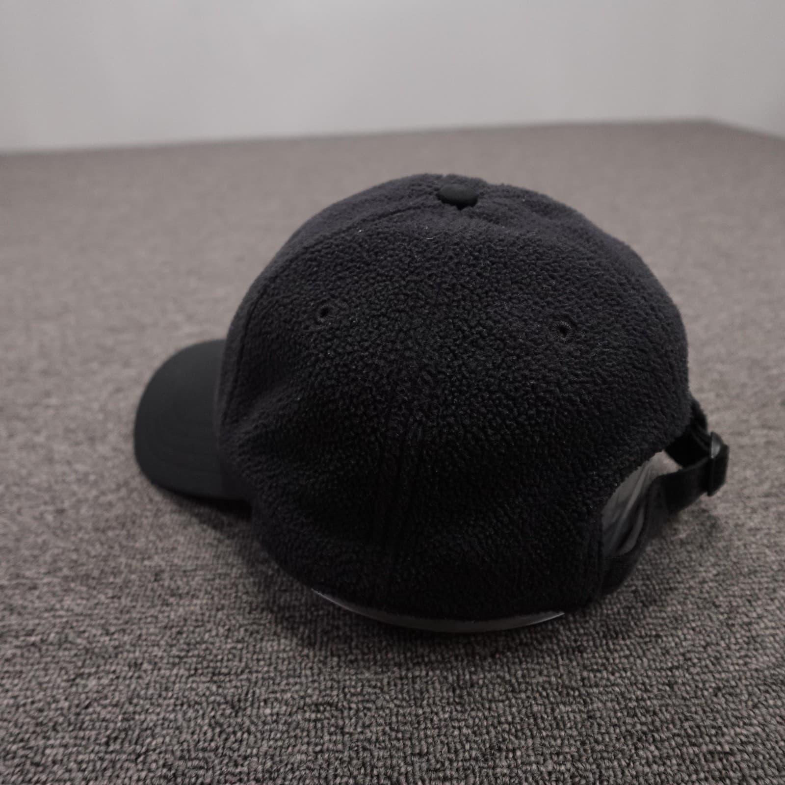 Under Armour Hat Cap Strap Back Mens One Size Black Fleece Baseball Winter - Thumbnail 3