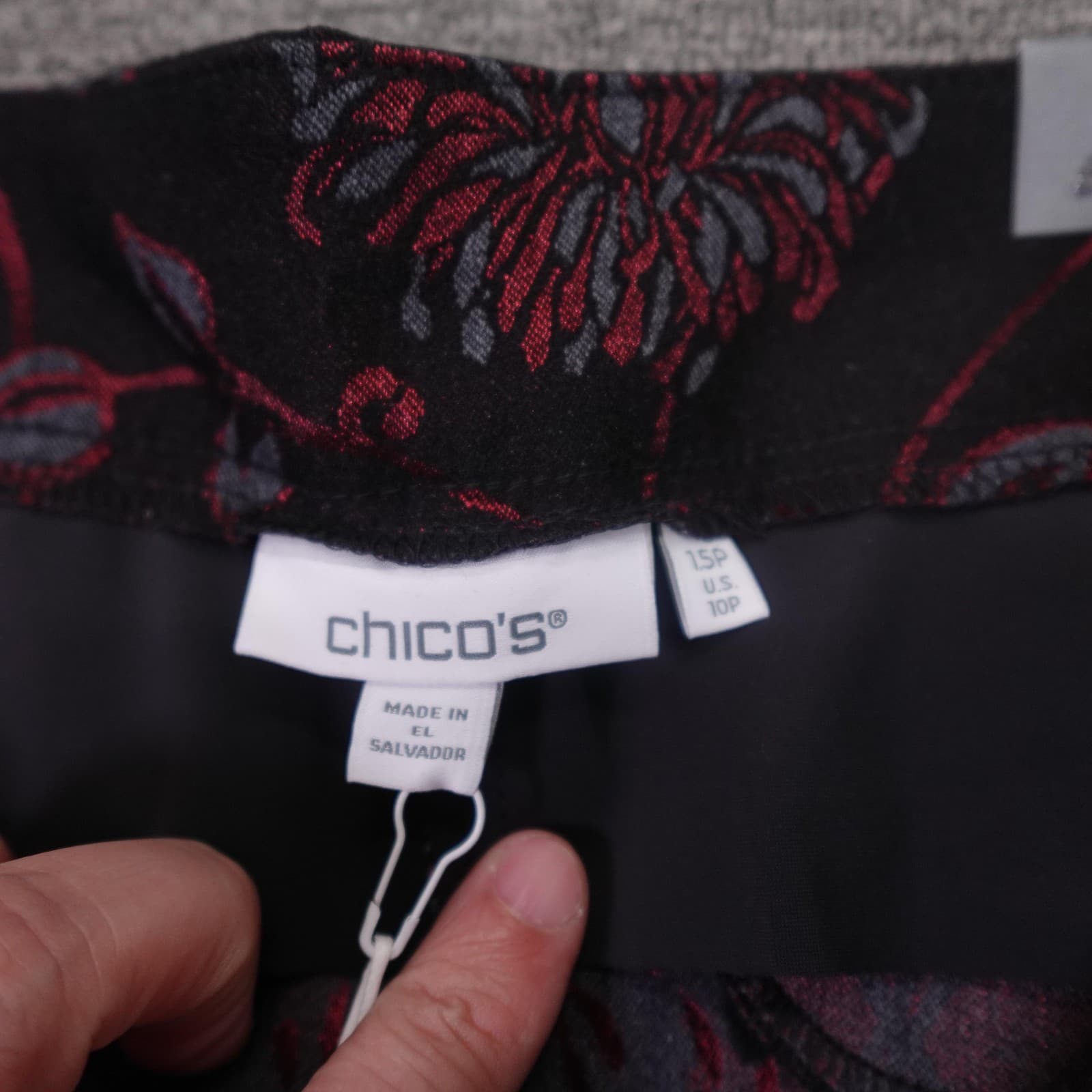 Chicos Pants Womens 10 Petite Black Floral Ponte So Slimming Brigitte Slim Leg - Thumbnail 5