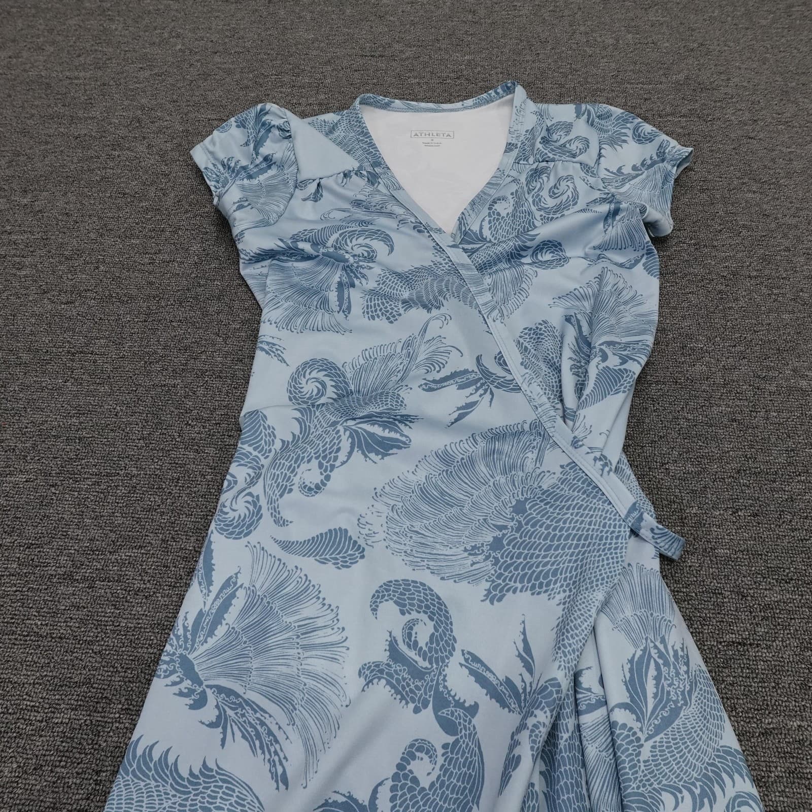 Athleta Dress Womens Small Blue Floral Wrap V Neck Knee Length Tie Waist Travel - Thumbnail 2