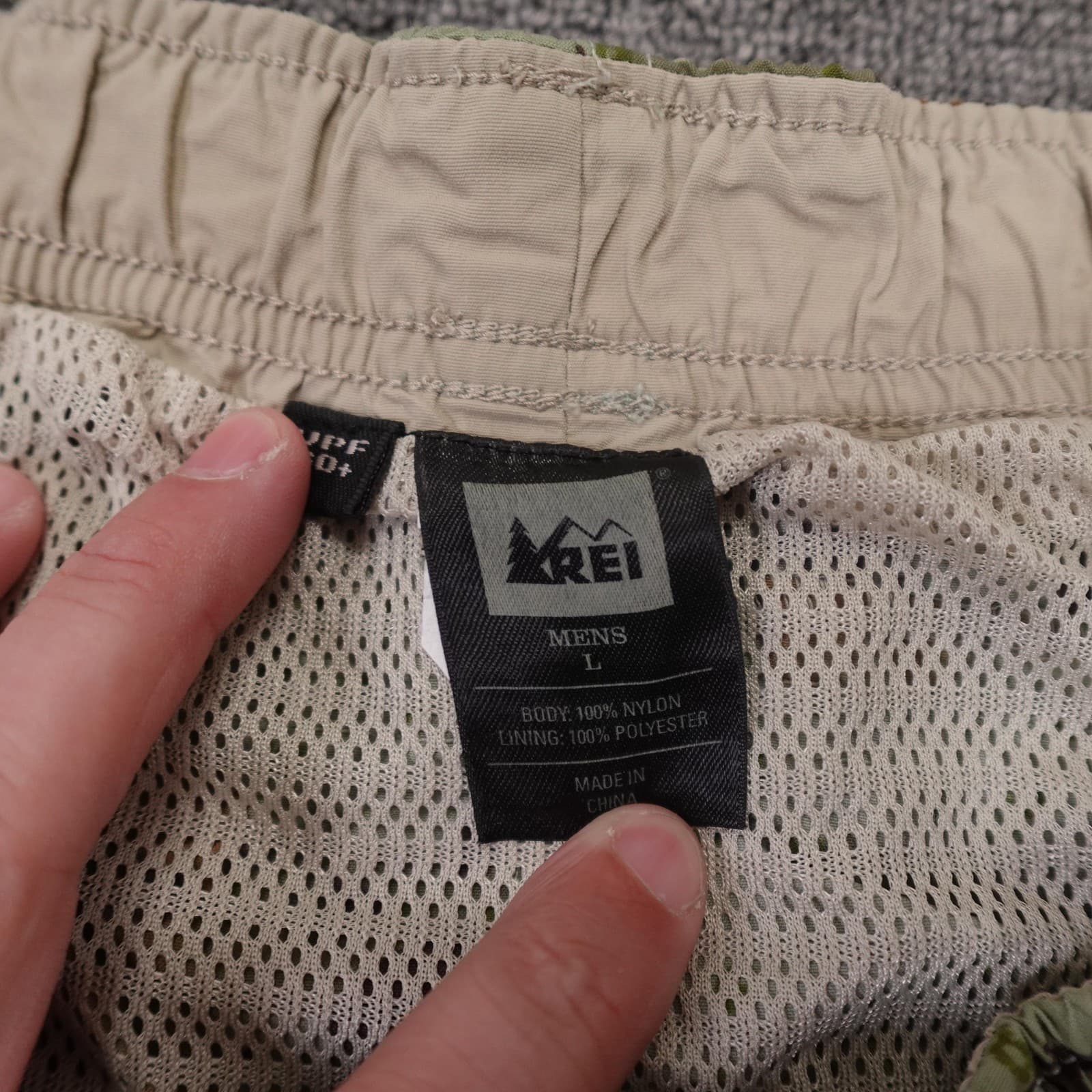 Vintage REI Swim Shorts Mens Large Green Tiki Hawaiian Print Lined Cargo Y2K - Thumbnail 4