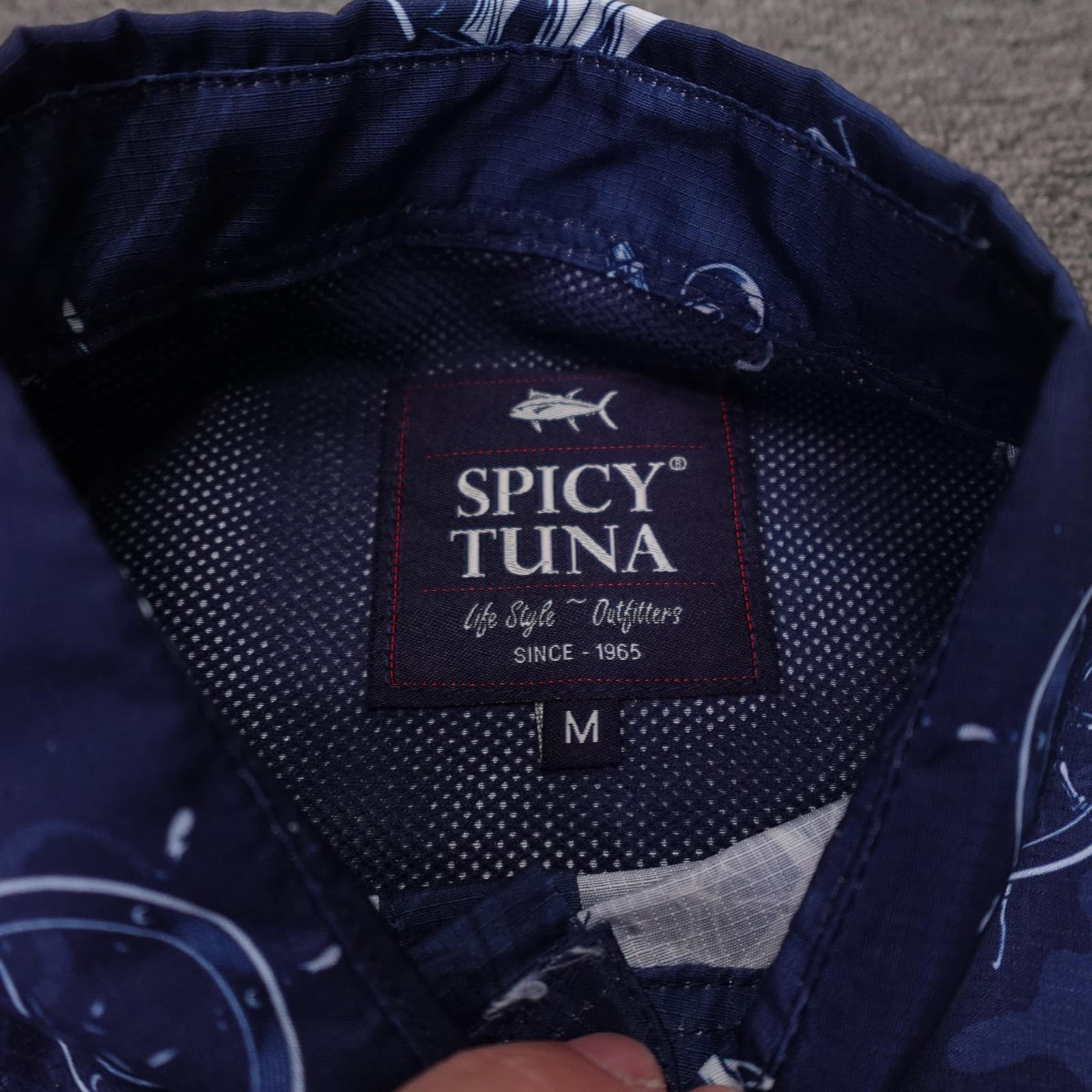 Spicy Tuna Shirt Mens Medium Blue Nautical Print Long Sleeve Button Up Fishing - Thumbnail 3