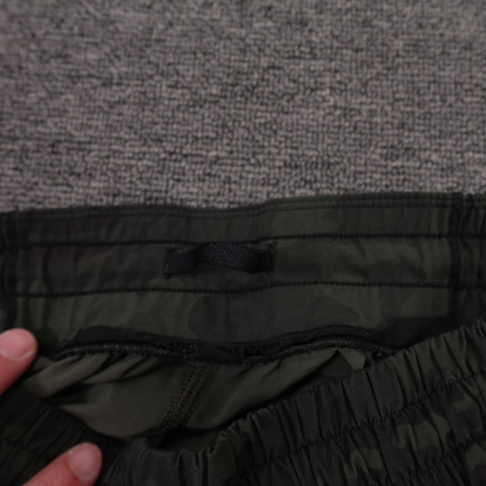 Lululemon Hotty Hot Shorts Womens 6 Tall Green Camo 3.5 In Lined Running Gym - Thumbnail 6