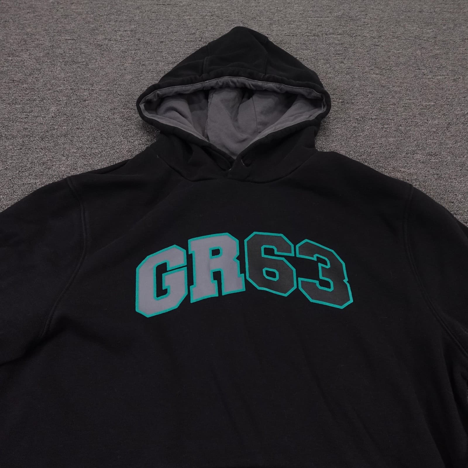 Mercedes AMG Petronas Sweatshirt Mens Medium Black Formula 1 Racing Hoodie GR63 - Thumbnail 2