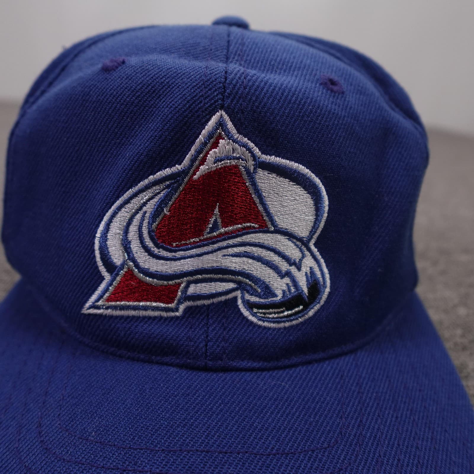 Vintage Colorado Avalanche Hat Cap Snap Back Mens One Size Blue NHL Hockey - Thumbnail 2