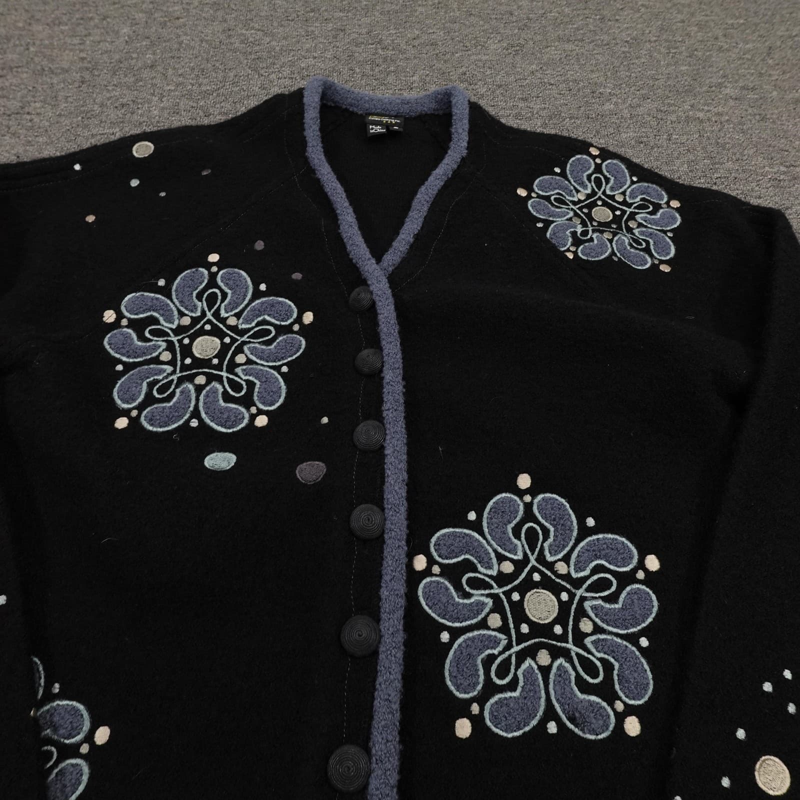 CoVelo Sweater Cardigan Womens Small Black Blue Embroidered Button Front Wool - Thumbnail 3