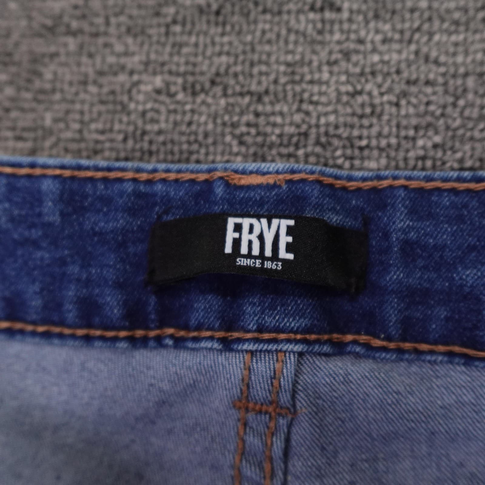 Frye Jeans Womens 12/31 Blue Medium Wash Mid Rise Straight Stretch 32x31 Denim - Thumbnail 3