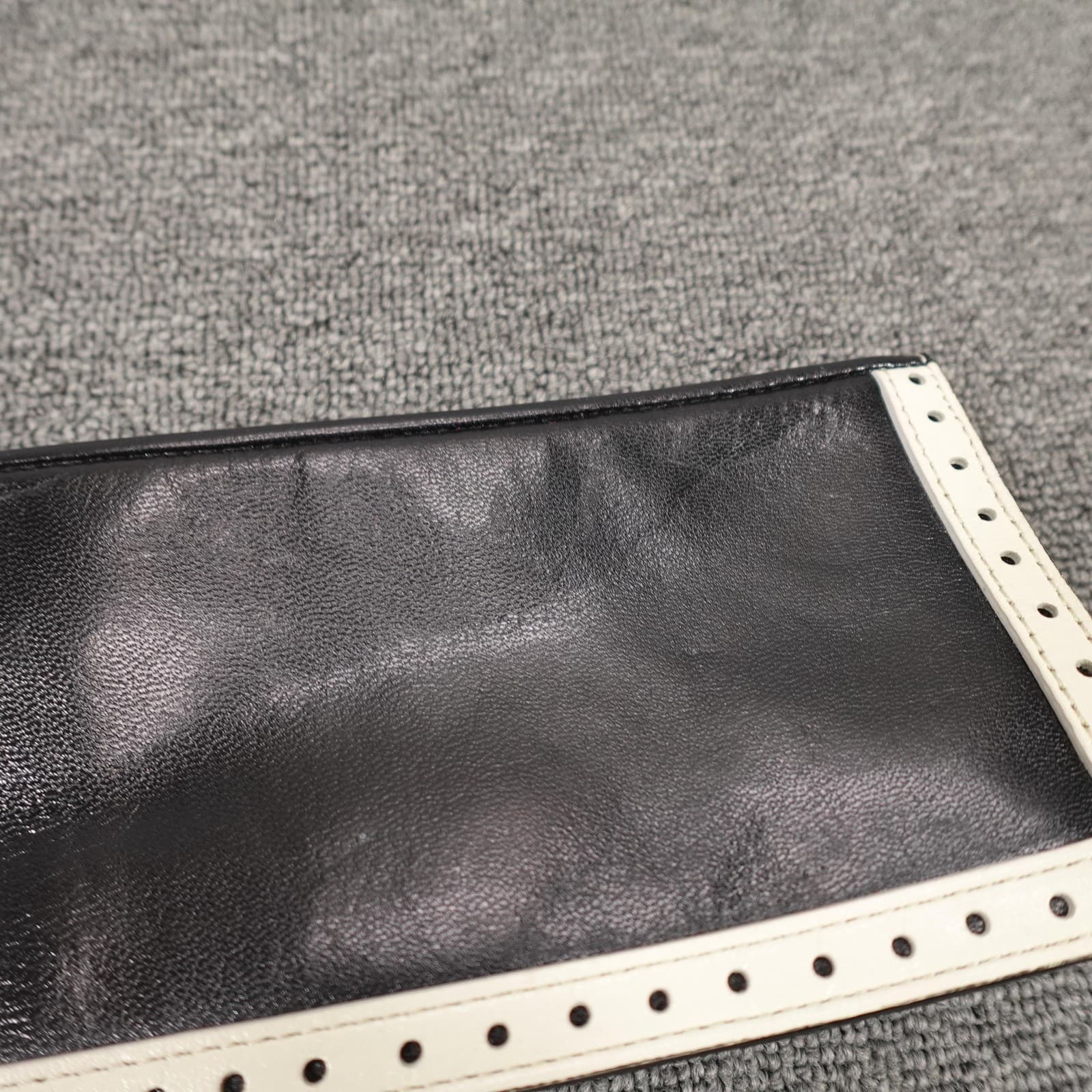 Ann Taylor Clutch Womens Small Black Leather Wristlet White Trim Zip Bag - Thumbnail 2