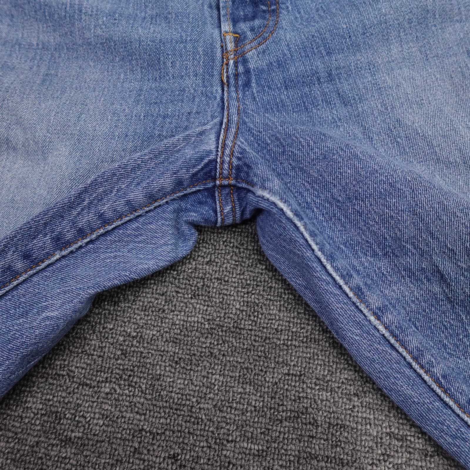 Levi's 501 Jeans Mens 30x30 Blue Wash Straight Button Fly Cone Denim Raw Hem - Thumbnail 12