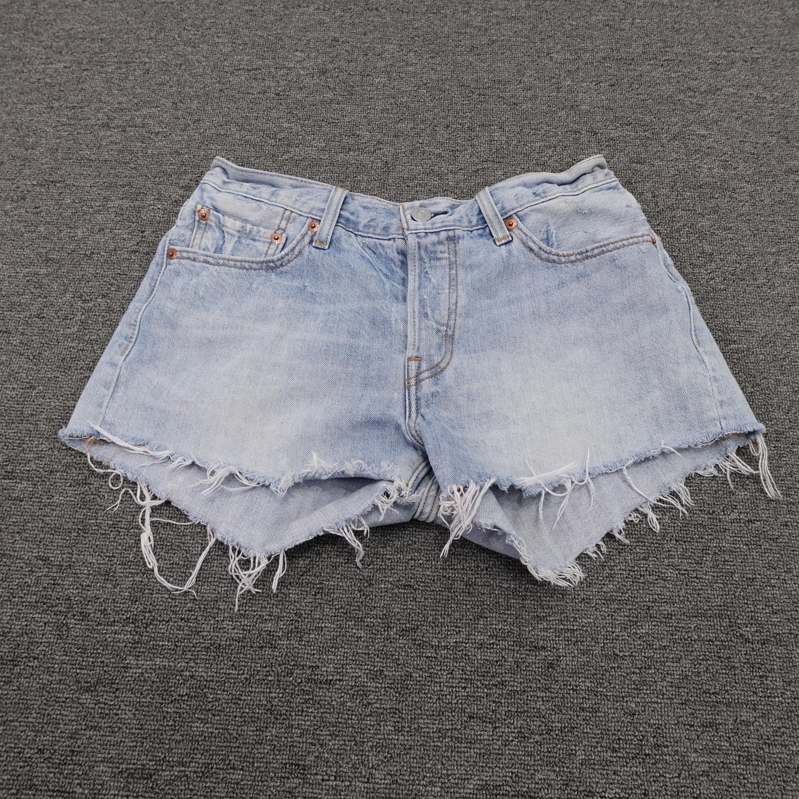 Levi's 501 Shorts Womens 28 Blue Light Wash Denim Button Fly Cutoff Raw Hem