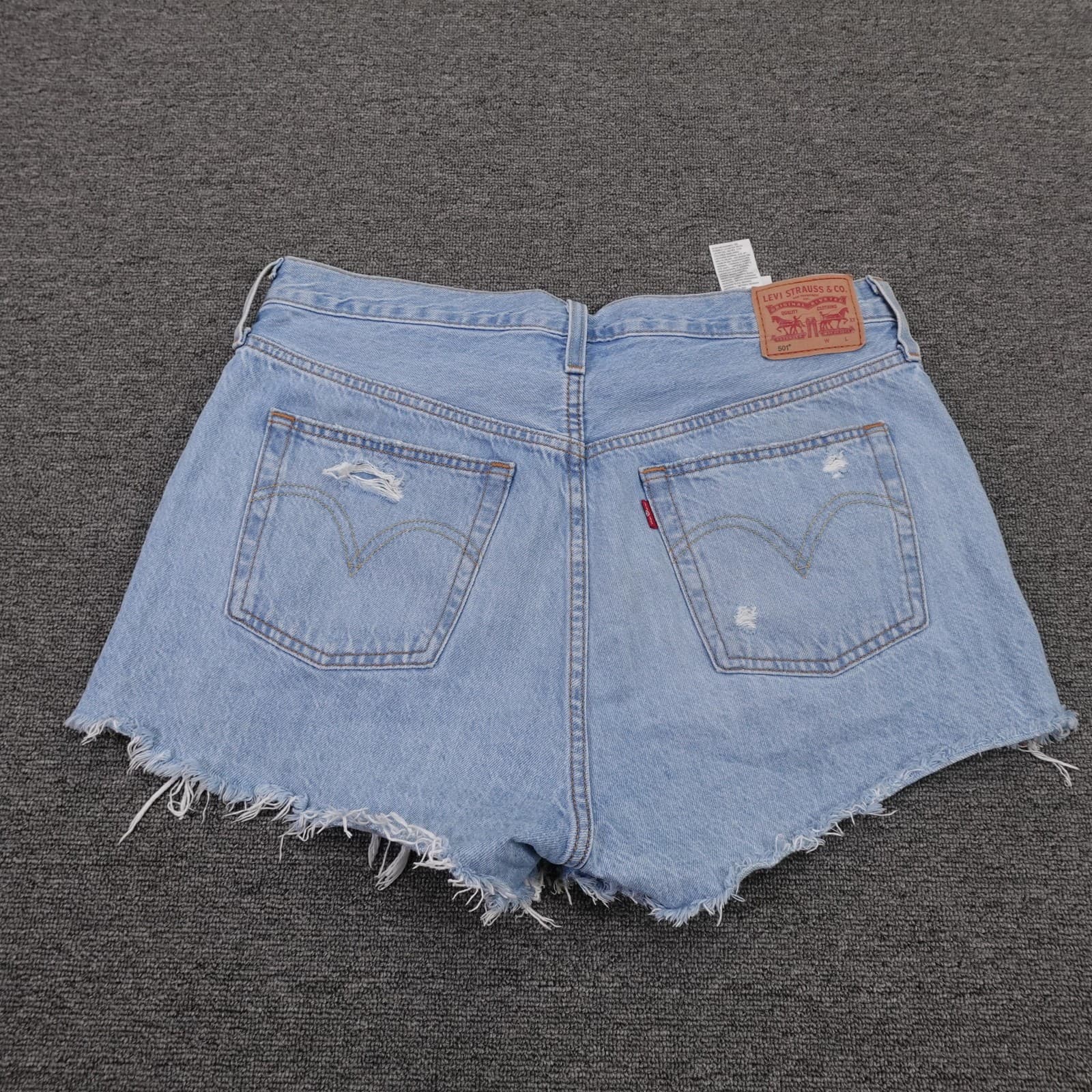 Levi's 501 Shorts Womens W32 Blue Denim High Rise Button Fly Distressed Cutoff - Thumbnail 4