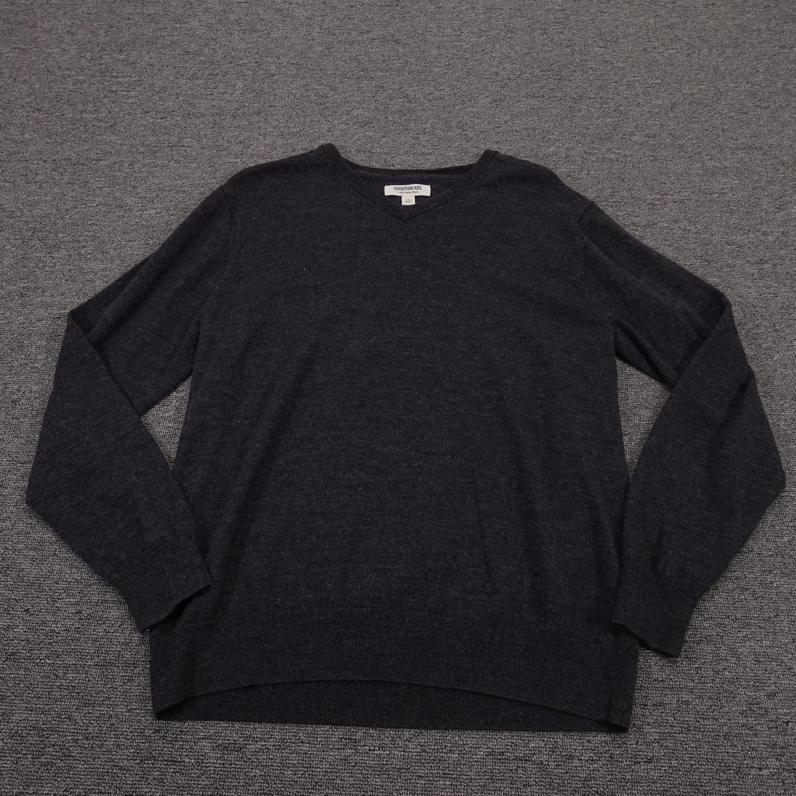 Goodthreads Sweater Mens Large Gray 100% Merino Wool V Neck Knit Pullover