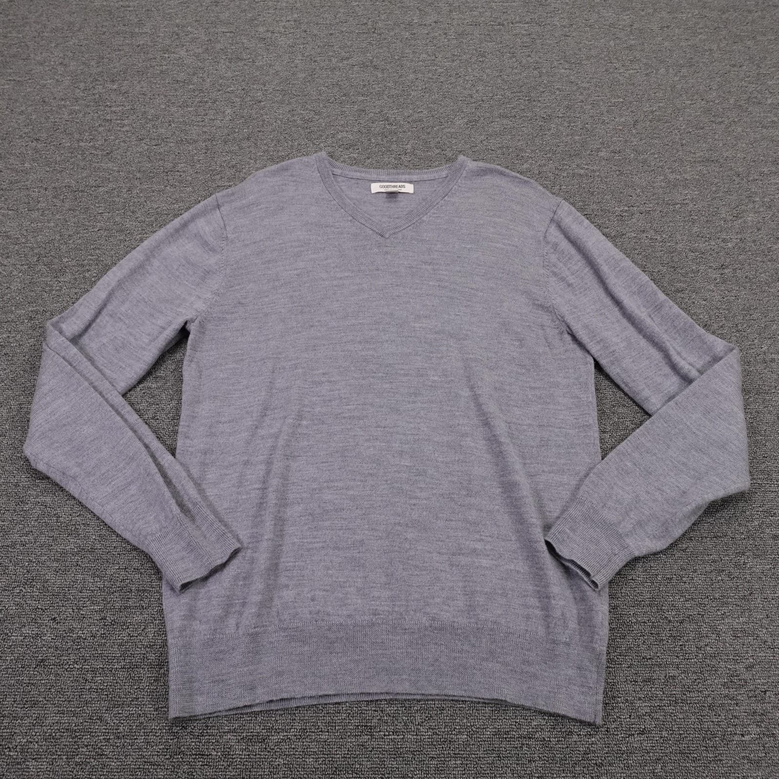 Goodthreads Sweater Mens Large Purple 100% Merino Wool V Neck Knit Pullover