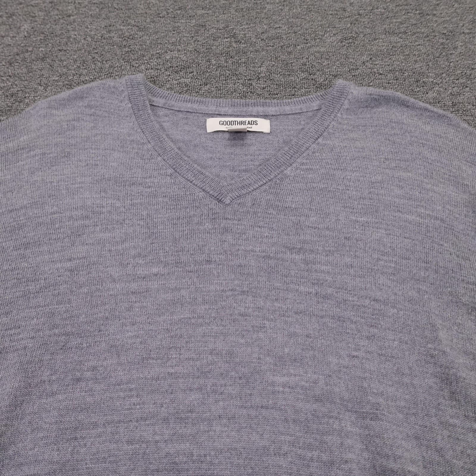 Goodthreads Sweater Mens Large Purple 100% Merino Wool V Neck Knit Pullover - Thumbnail 2