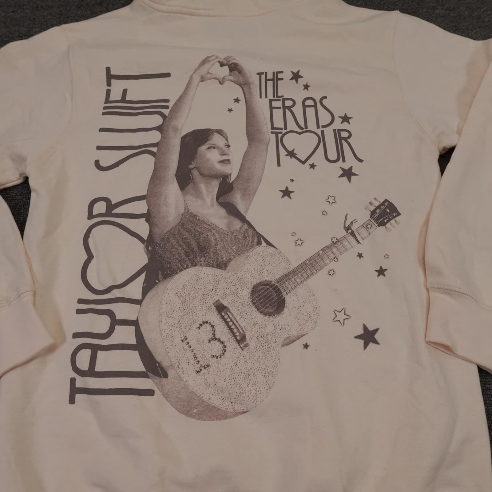 Taylor Swift The Eras Tour Hoodie Mens Small White Pullover Fleece Graphic Logo - Thumbnail 4