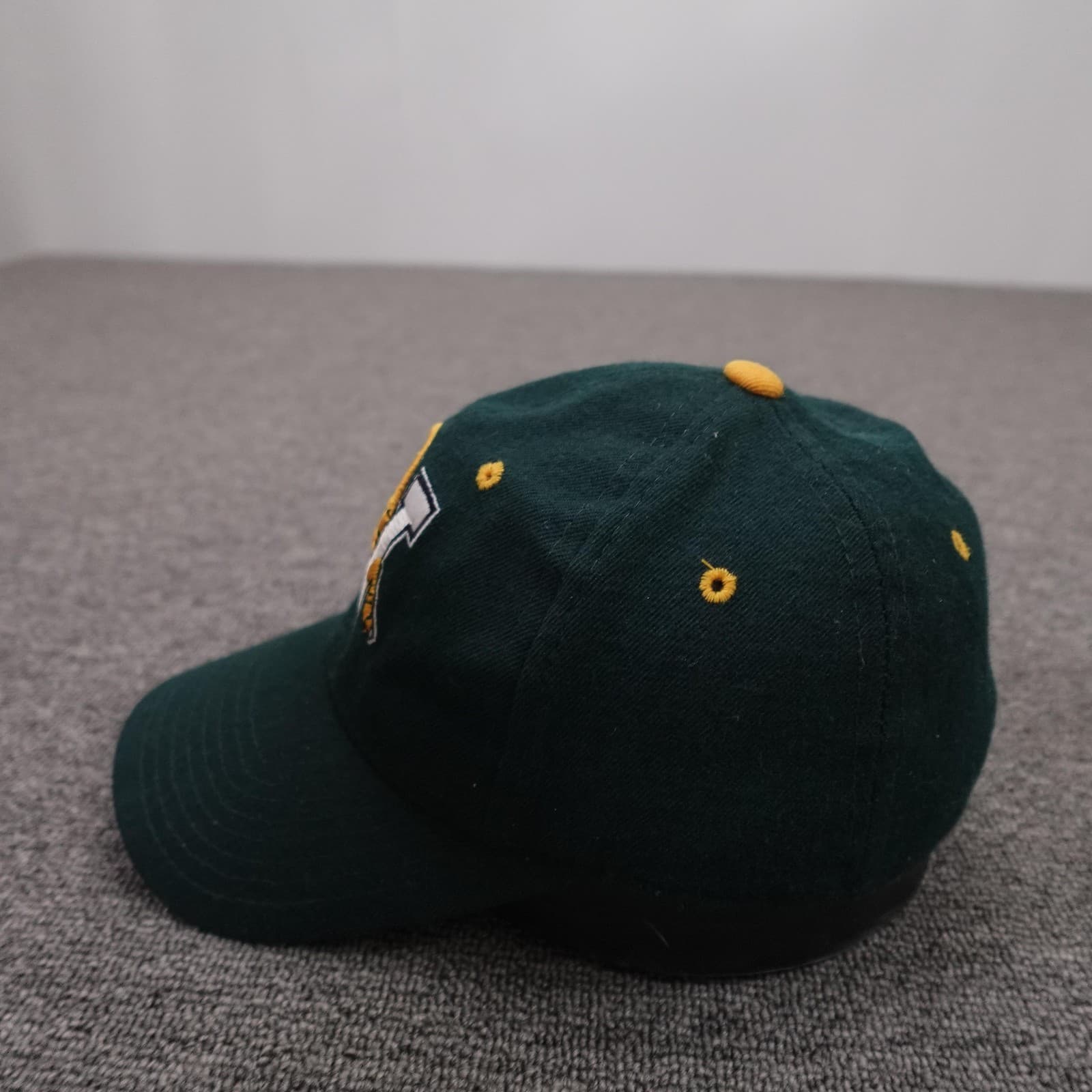 Vermont Catamounts Hat Cap Mens 7 1/4 Green NCAA College Zephyr Wool Fitted - Thumbnail 3