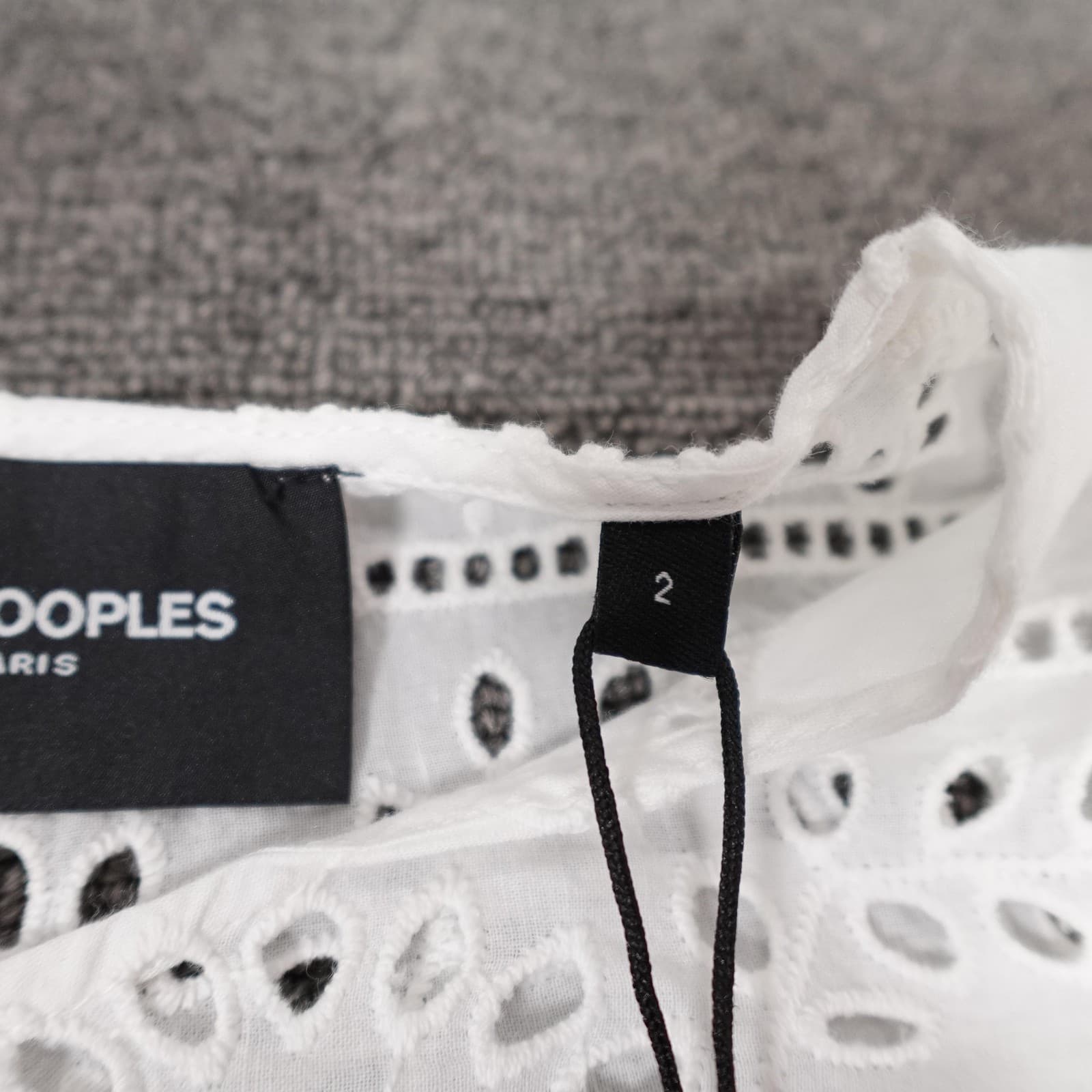 The Kooples Top 2 White Floral Eyelet Lace Ruffle Cold Shoulder Blouse Ladies - Thumbnail 5