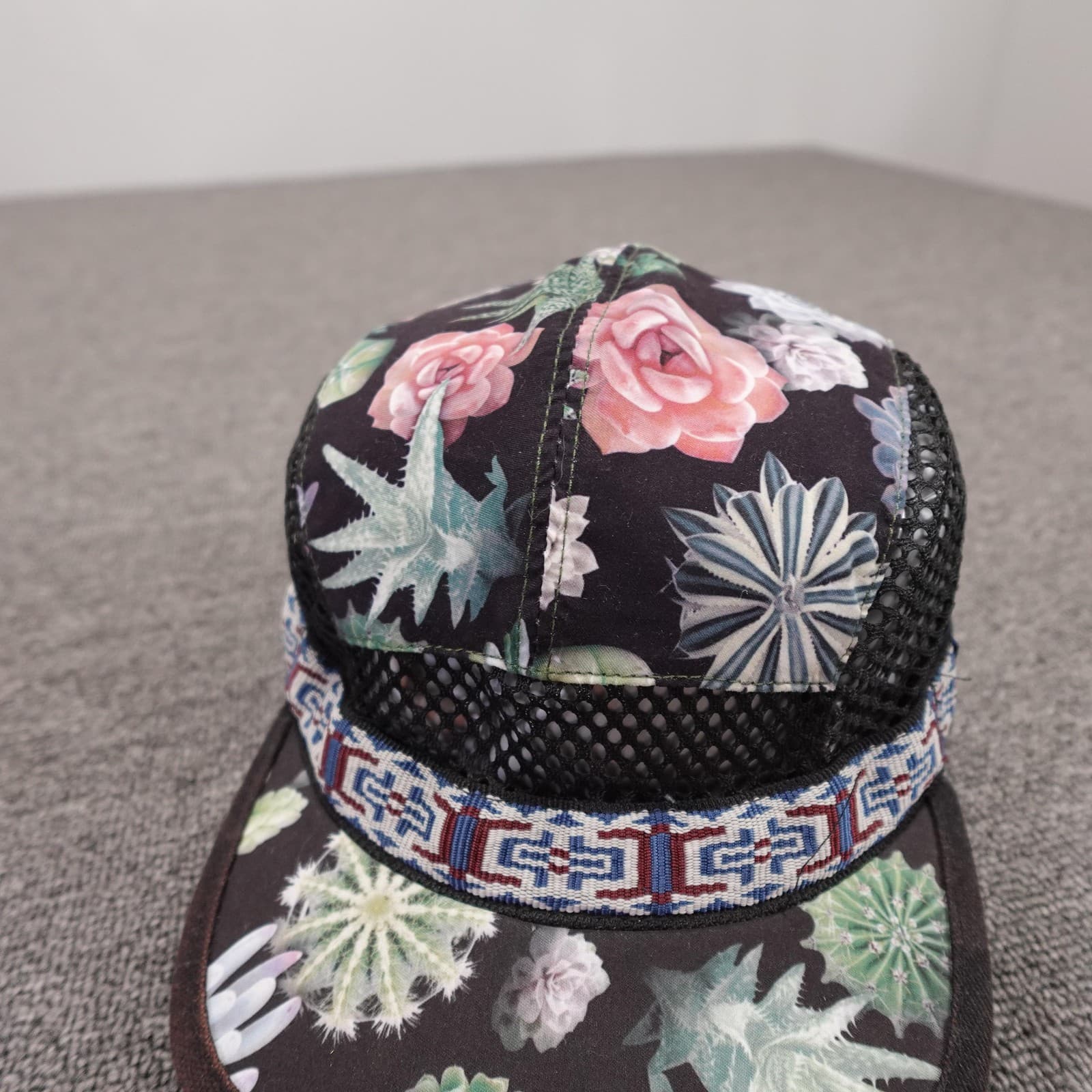 KAVU Hat Cap Strap Back Mens M Black Floral Mesh 5 Panel Outdoor Summer Camping - Thumbnail 2