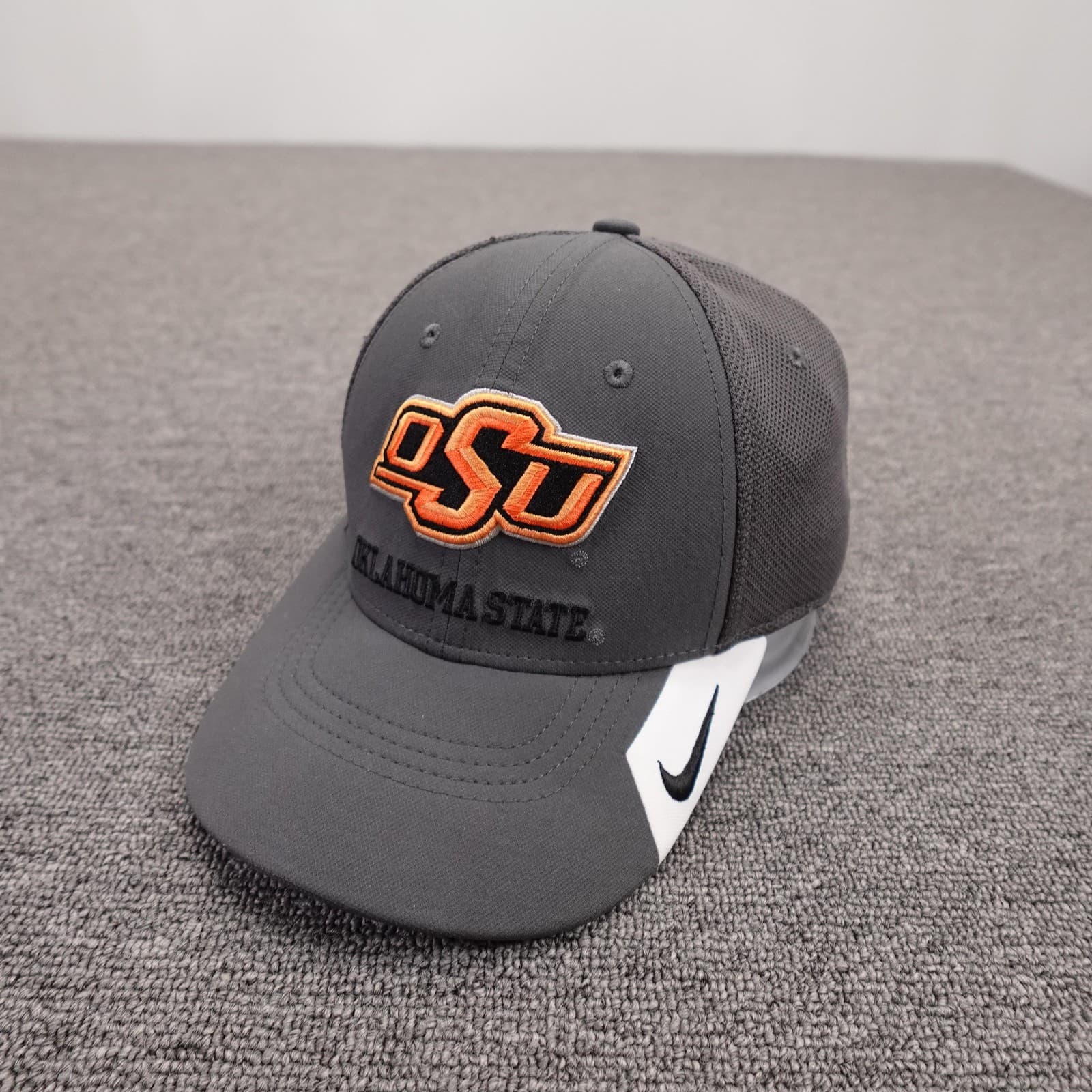 Oklahoma State Cowboys Hat Cap Fitted One Size Gray NCAA Football Nike Dri Fit