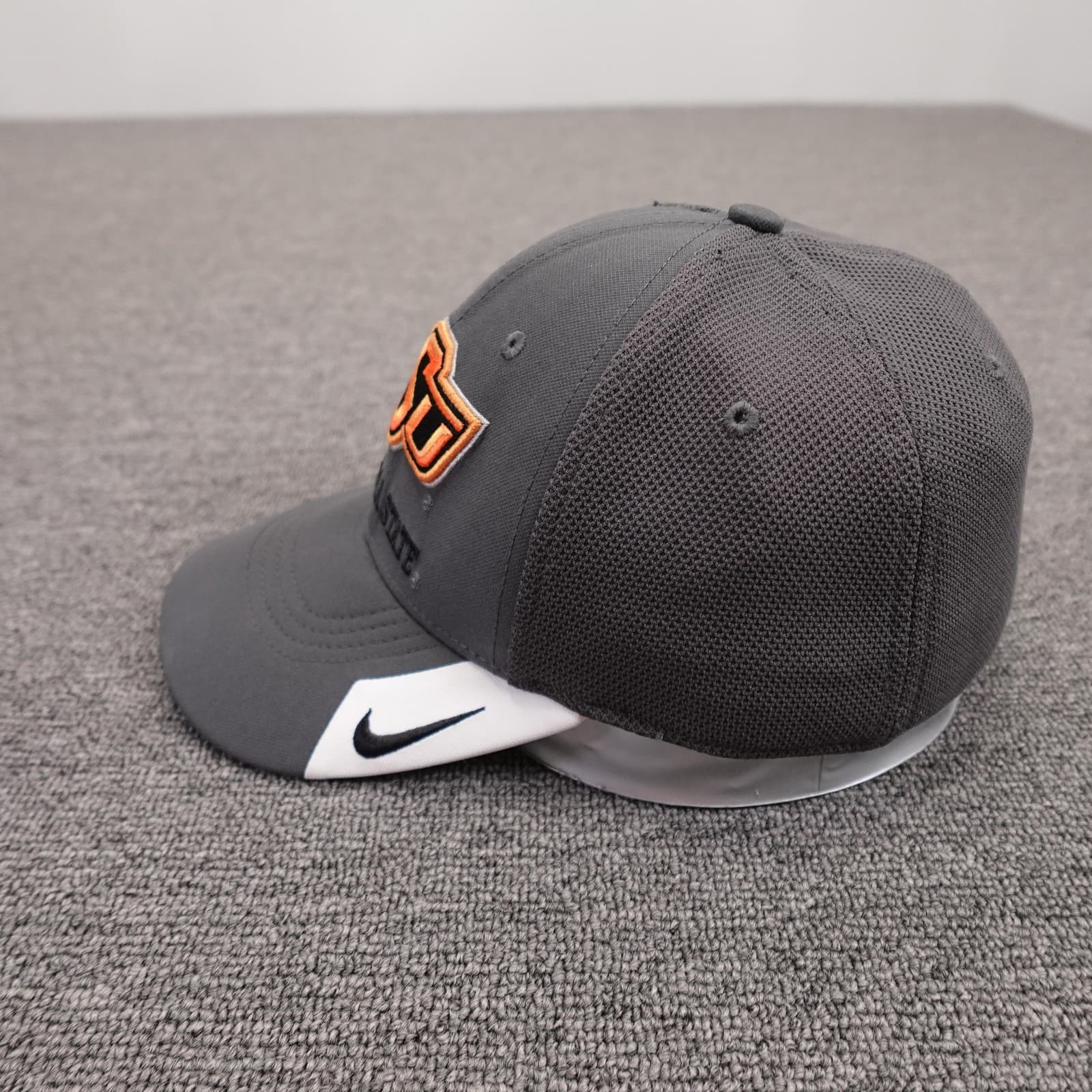 Oklahoma State Cowboys Hat Cap Fitted One Size Gray NCAA Football Nike Dri Fit - Thumbnail 3