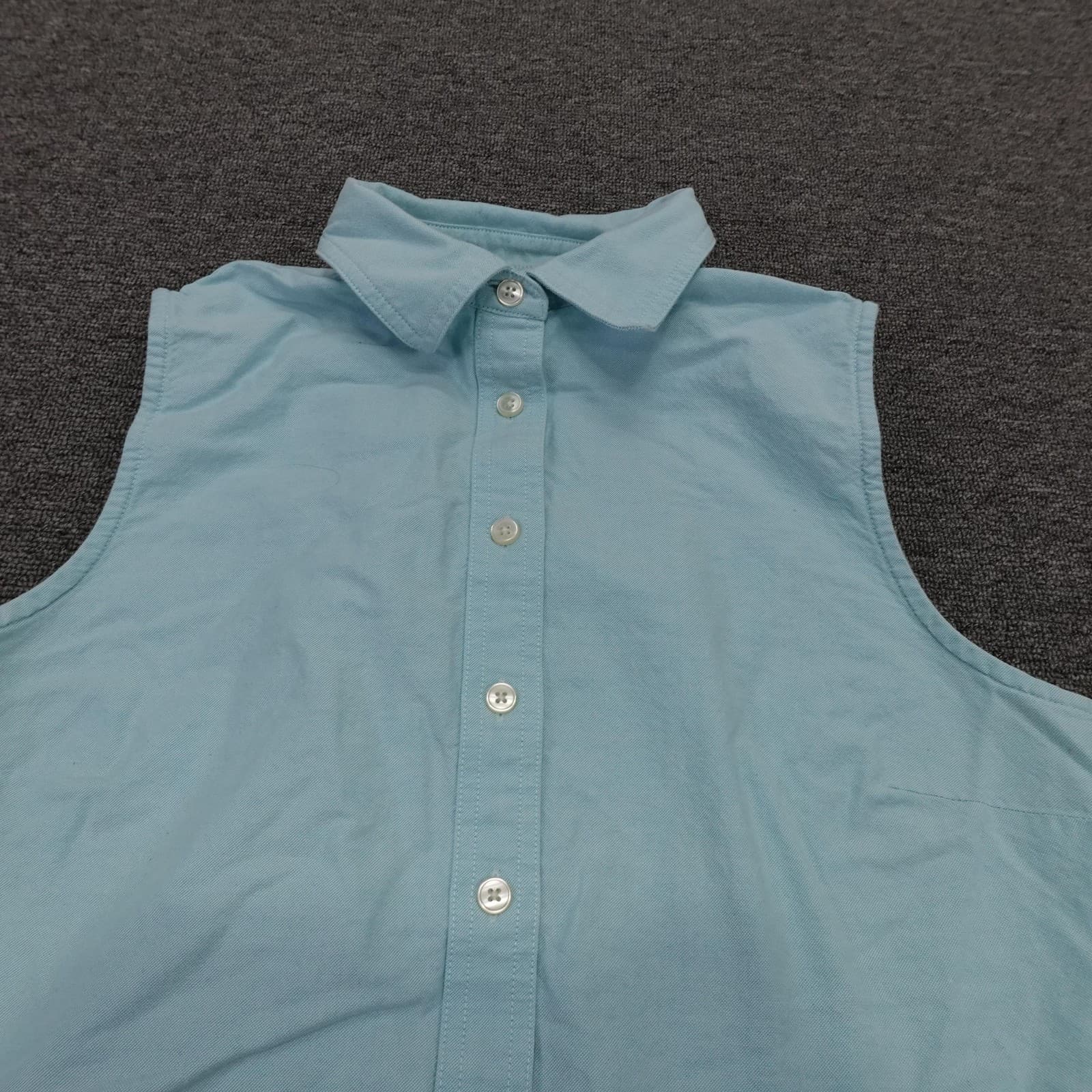 L.L.Bean Shirt Womens Small Blue 100% Cotton Sleeveless Button Up Top Casual - Thumbnail 2