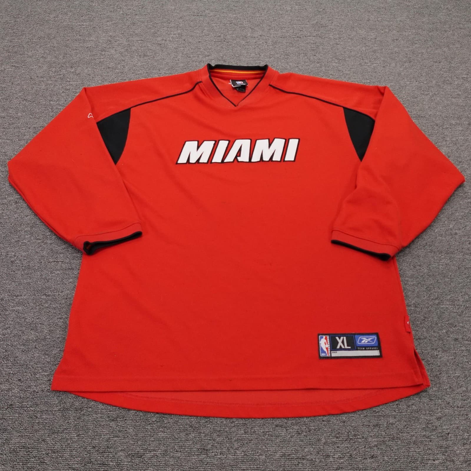 Vintage Miami Heat Jersey Mens XL Red NBA Basketball Reebok Warm Up Pullover