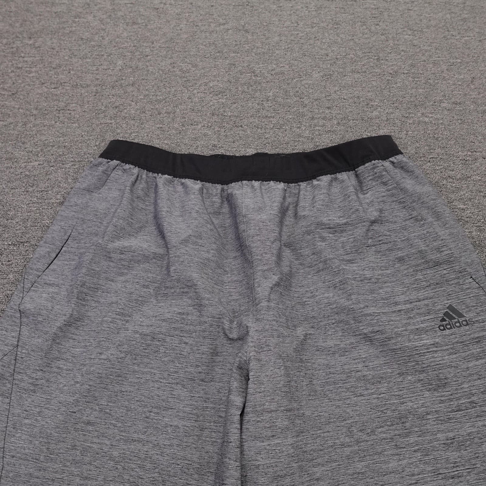 Adidas Shorts Mens XL Gray Jersey Athletic Drawstring Stretch Running Gym - Thumbnail 2
