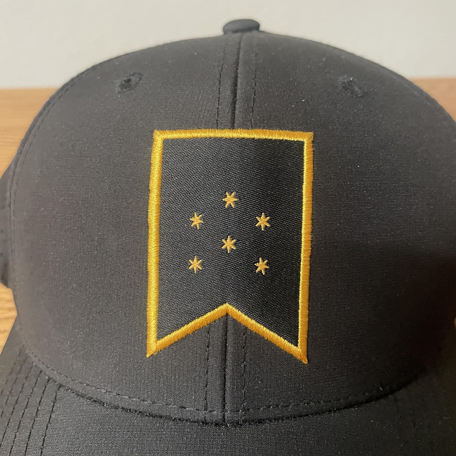 The Charge Hat Cap Snap Back Black Gold Embroidered Perforated Mesh Mens Golf - Thumbnail 2