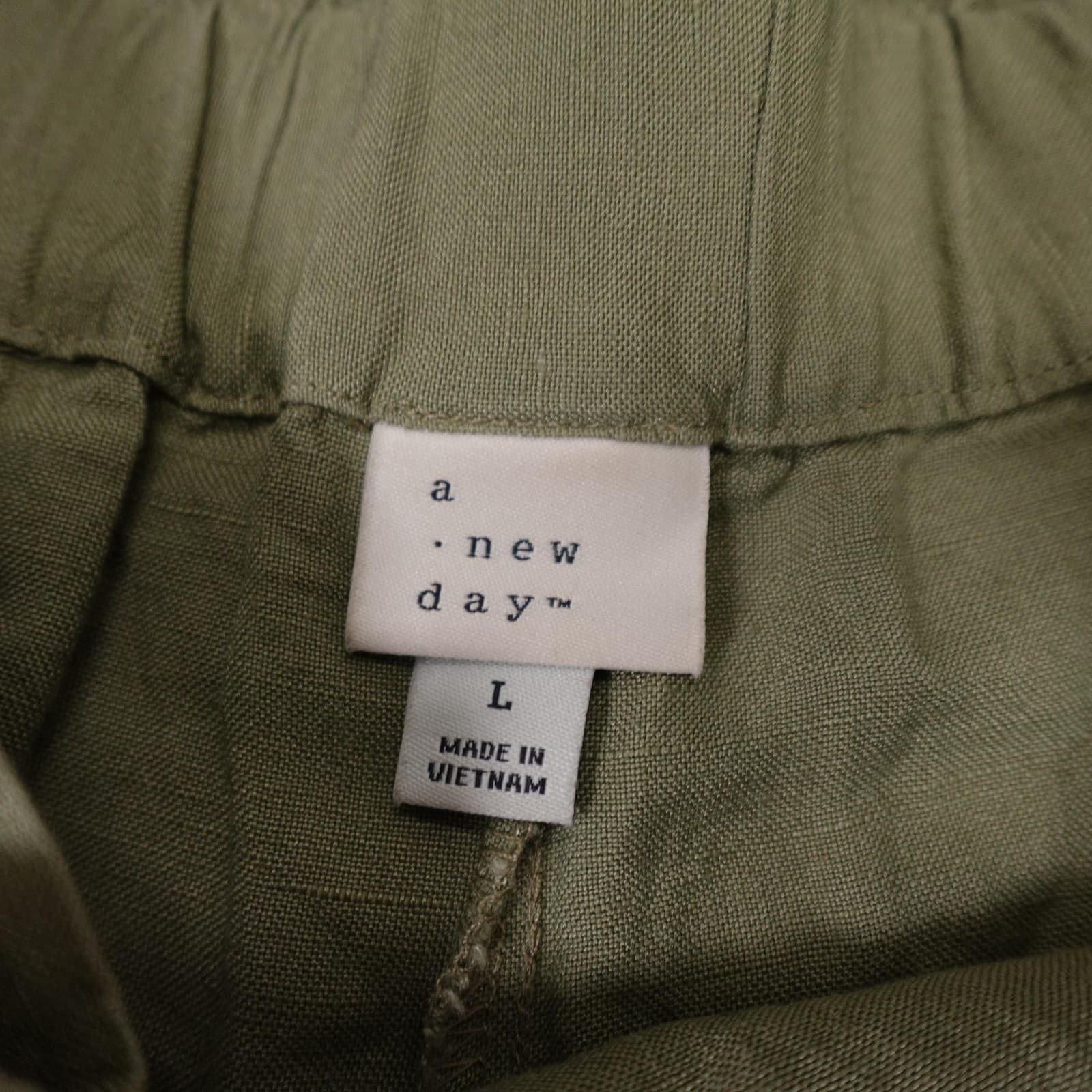 A New Day Shorts Womens Large Green Linen Blend Cargo Pull On Casual Summer - Thumbnail 2