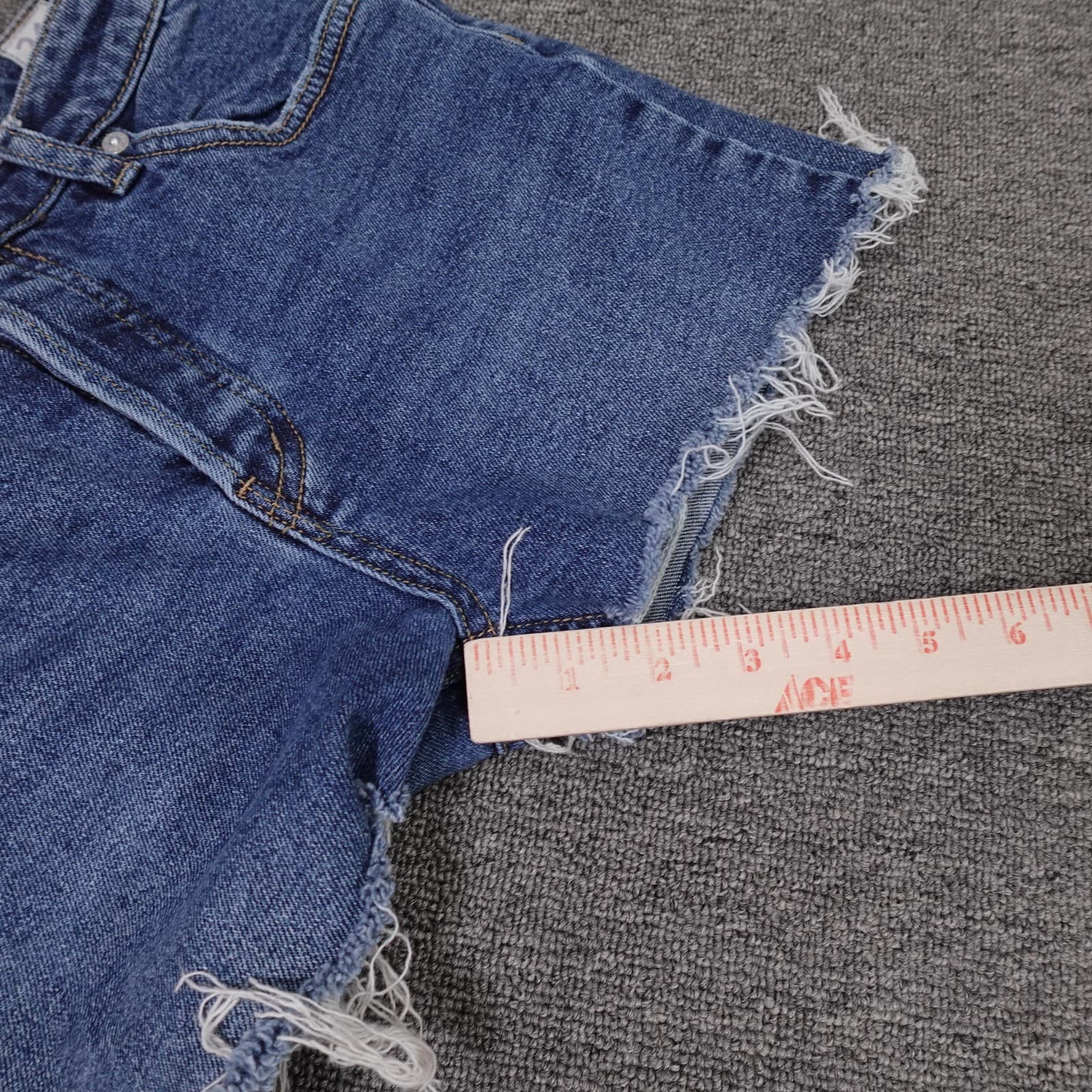 We The Free Shorts Womens 26 Blue Denim Button Fly Cutoff Frayed Hem Stretch - Thumbnail 9