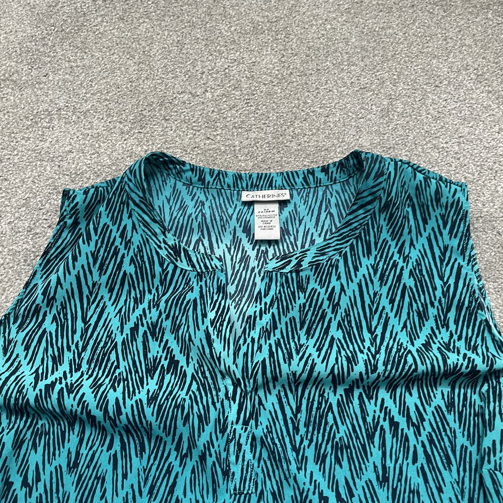 Catherines Tank Top Womens 2X 22/24W Sleeveless Asymmetrical Plus Size Shirt - Thumbnail 2