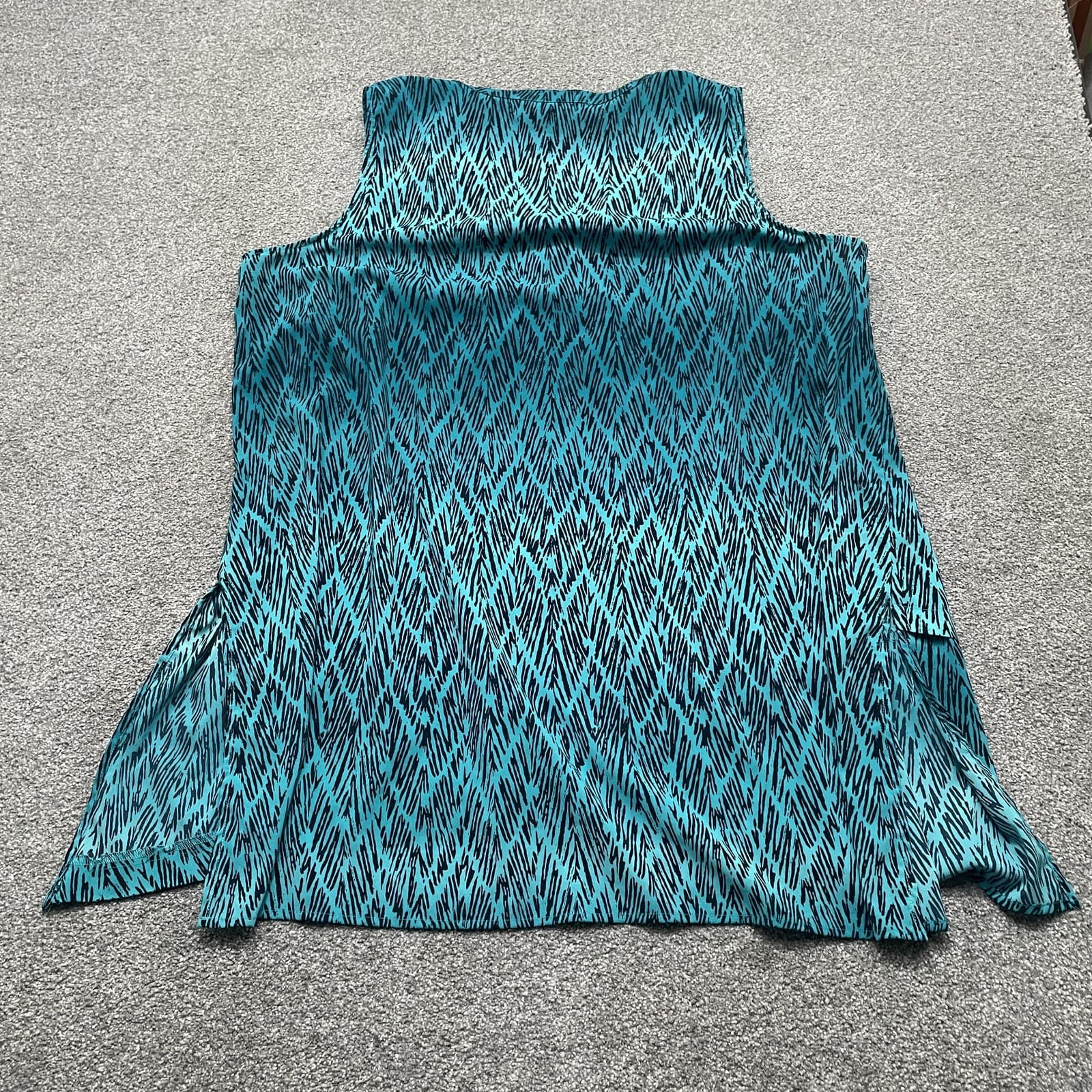 Catherines Tank Top Womens 2X 22/24W Sleeveless Asymmetrical Plus Size Shirt - Thumbnail 7