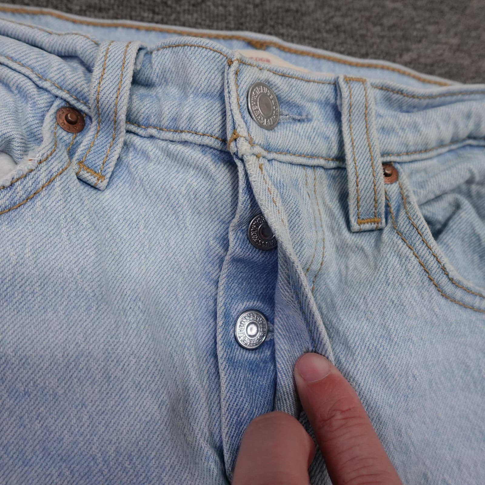 Levis Premium Wedgie Jeans Womens 28 Blue Light Wash High Rise Straight 28x28 - Thumbnail 12