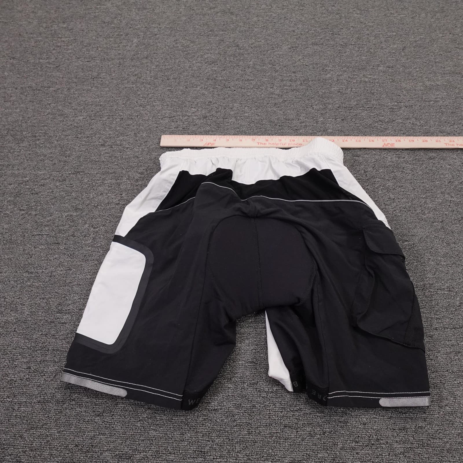 Gore Bike Wear Shorts Mens Medium White Black Padded Cycling Chamois 11 Inseam - Thumbnail 5