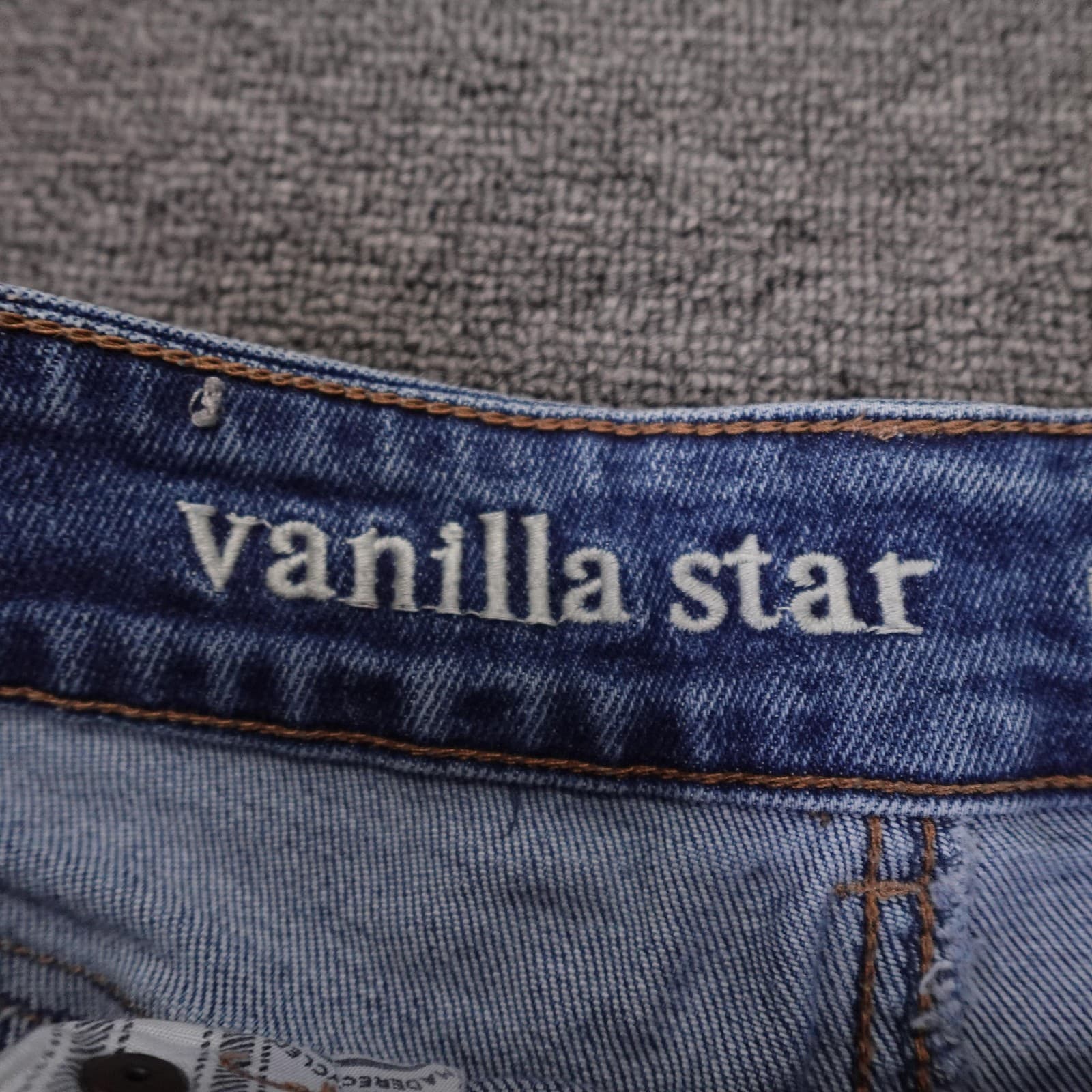 Vanilla Star Shorts Juniors 7 Blue Denim Midrise Midi Distressed Cutoff Raw Hem - Thumbnail 2