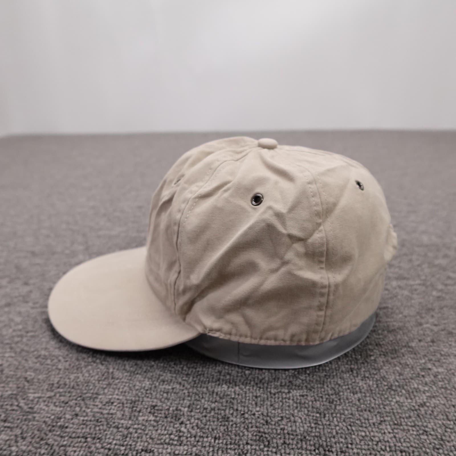 Vintage GAP Hat Cap Strap Back Mens M Beige Twill Baseball Casual Solid - Thumbnail 2
