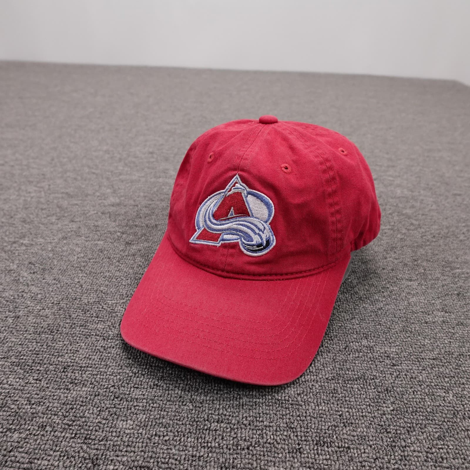Colorado Avalanche Hat Cap Strap Back Mens One Size Dad Hat Red NHL Hockey