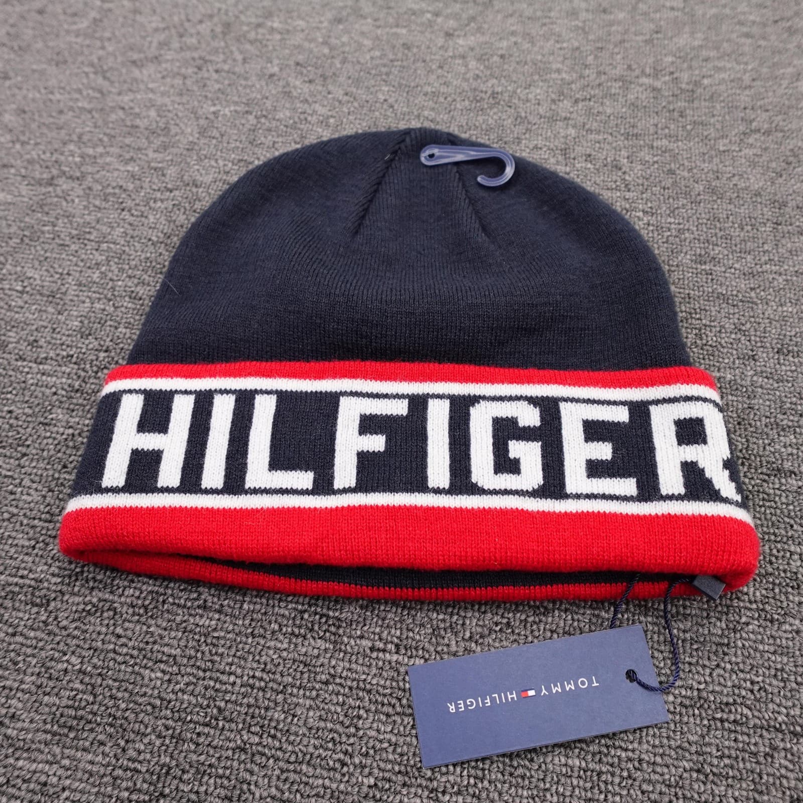 Tommy Hilfiger Hat Beanie Fitted Mens One Size Blue Red Stripe Logo Knit Winter