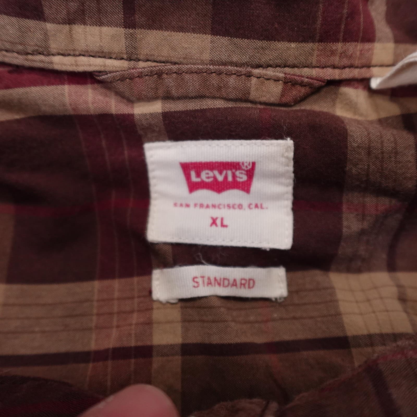 Levis Shirt Mens XL Brown Plaid Long Sleeve Button Up Casual Cotton Standard Fit - Thumbnail 3