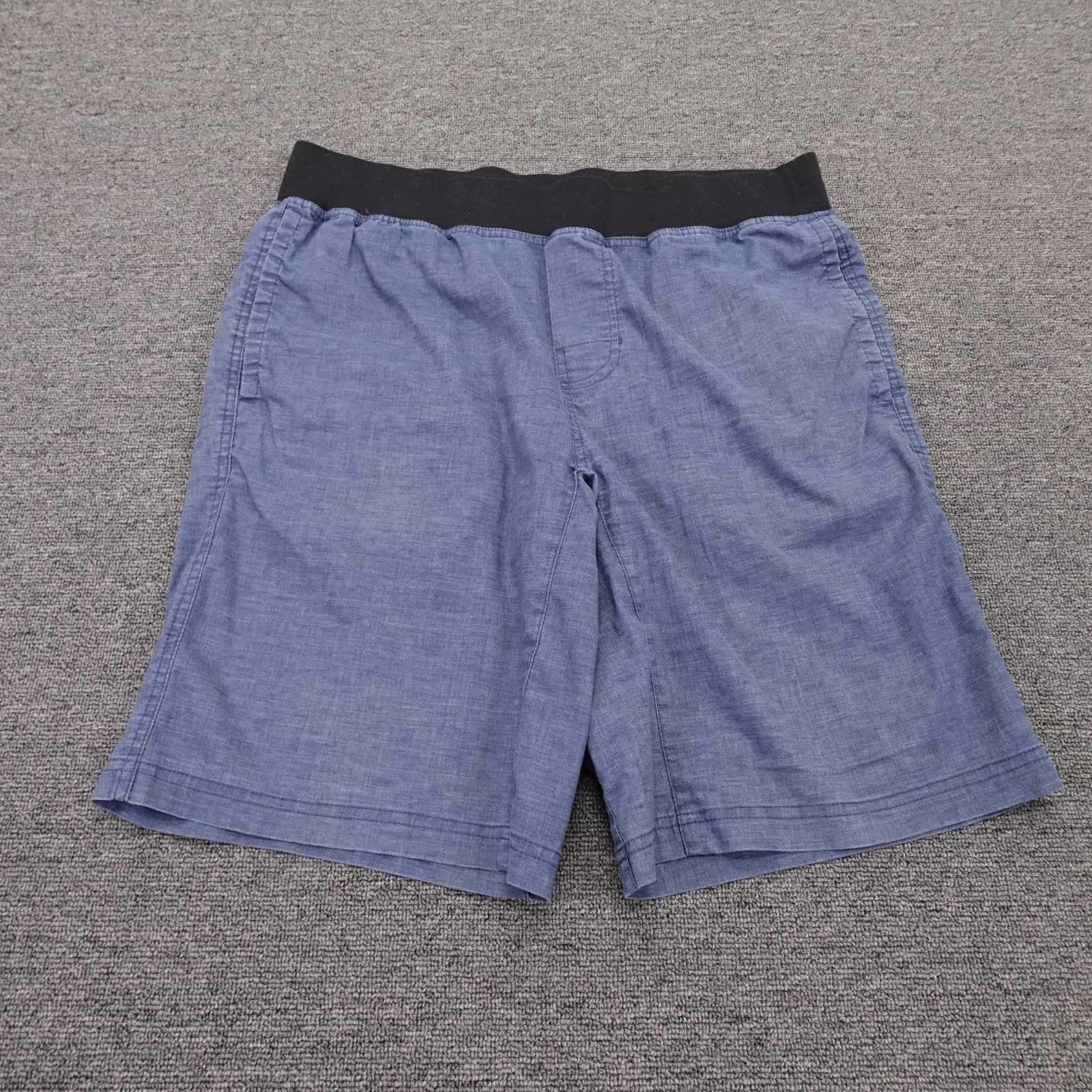 PrAna Bermuda Shorts Mens 33 Blue Chambray Elastic Waist 11 Inseam Casual Summer