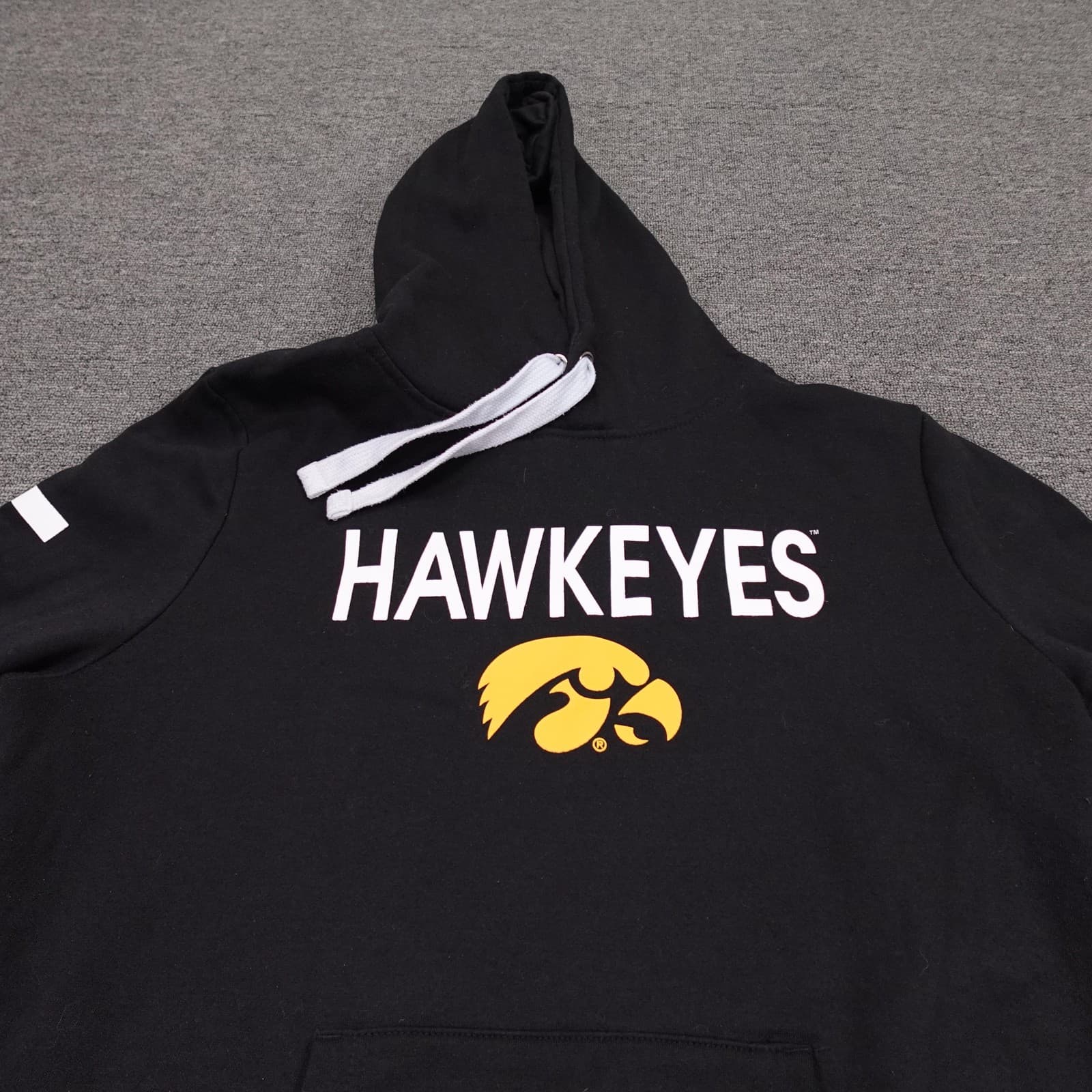 Iowa Hawkeyes Sweatshirt Womens XL Black NCAA Basketball Colosseum Hoodie - Thumbnail 2