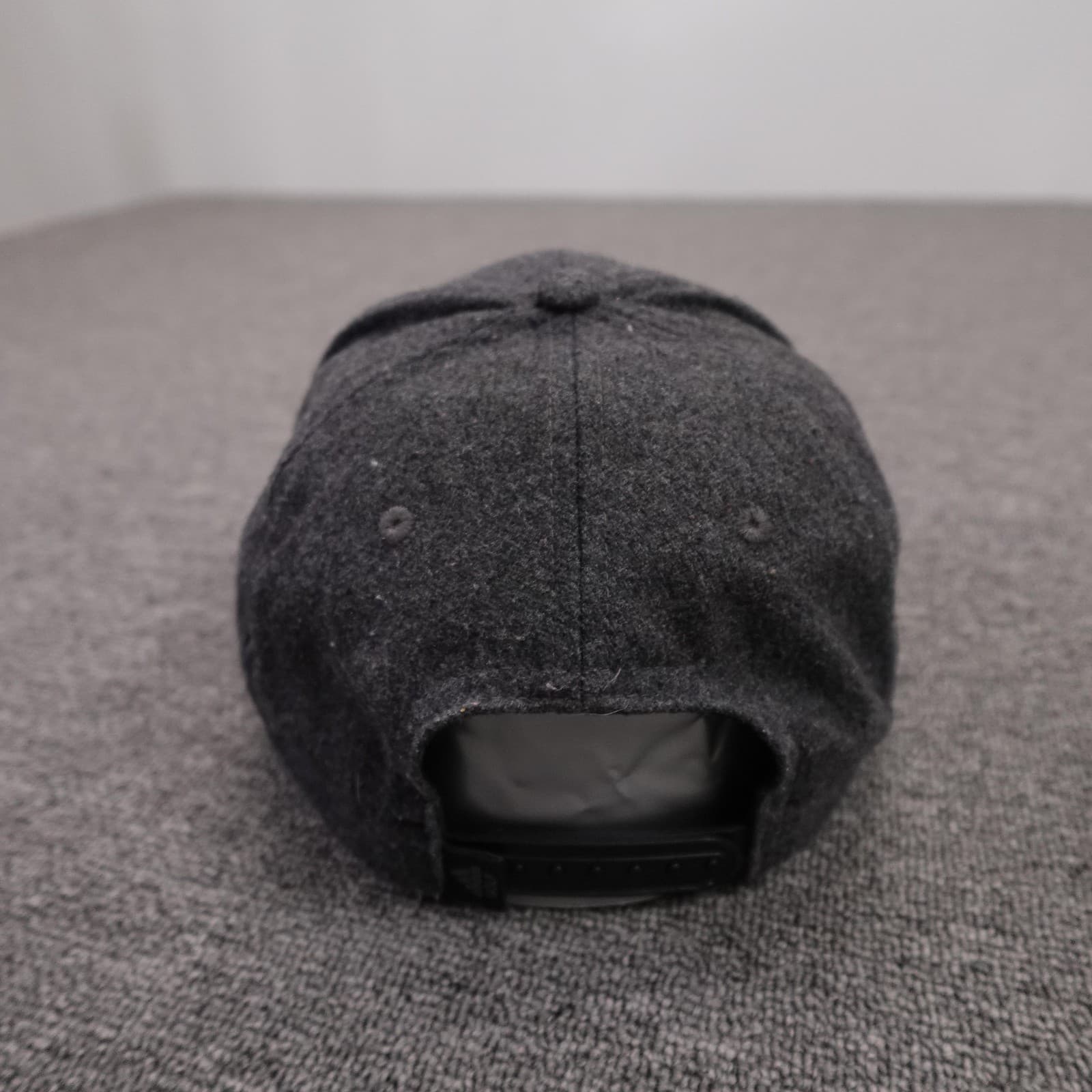 Adidas Hat Cap Snap Back Mens One Size Gray Felt Black Brim Green Golf Logo - Thumbnail 4