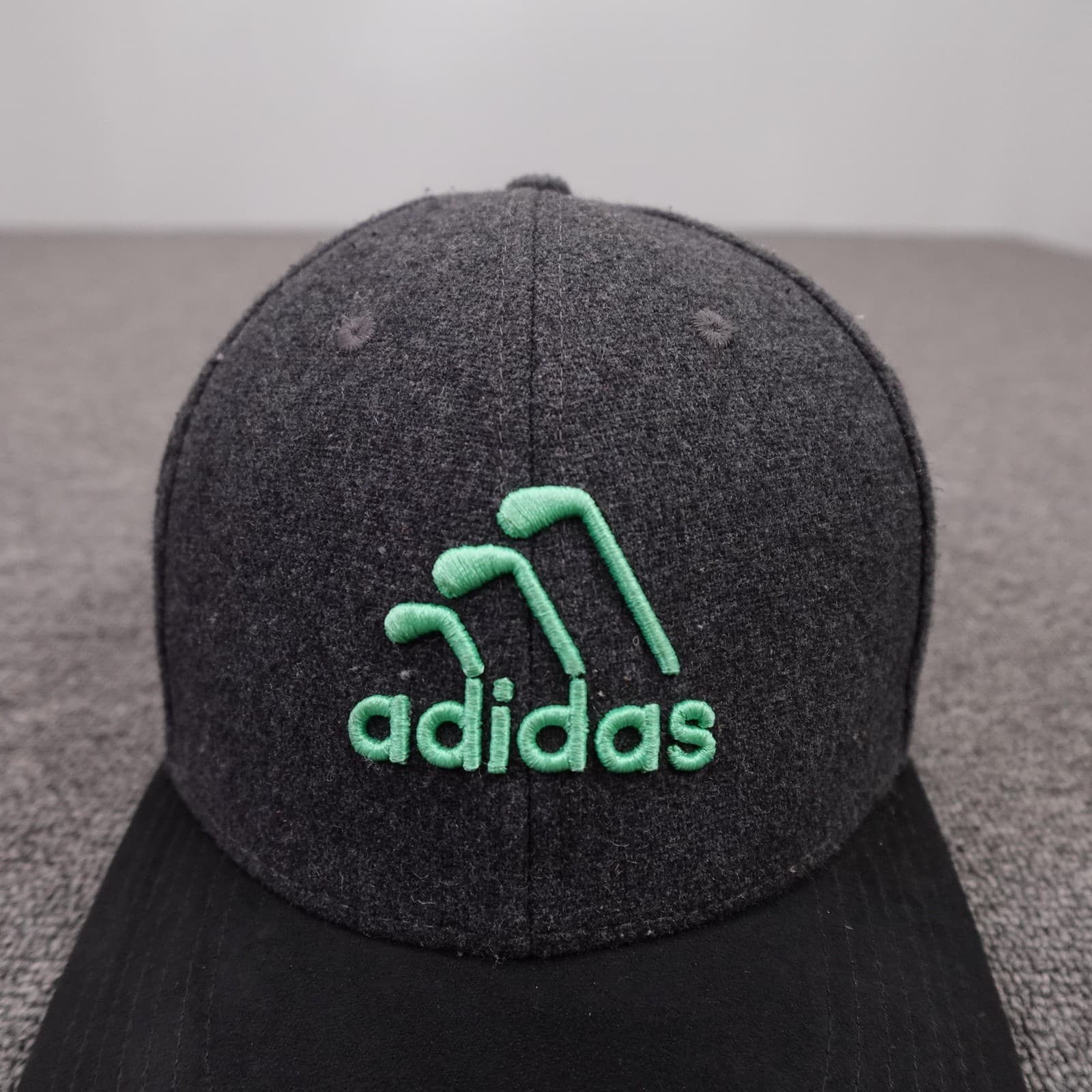 Adidas Hat Cap Snap Back Mens One Size Gray Felt Black Brim Green Golf Logo - Thumbnail 2