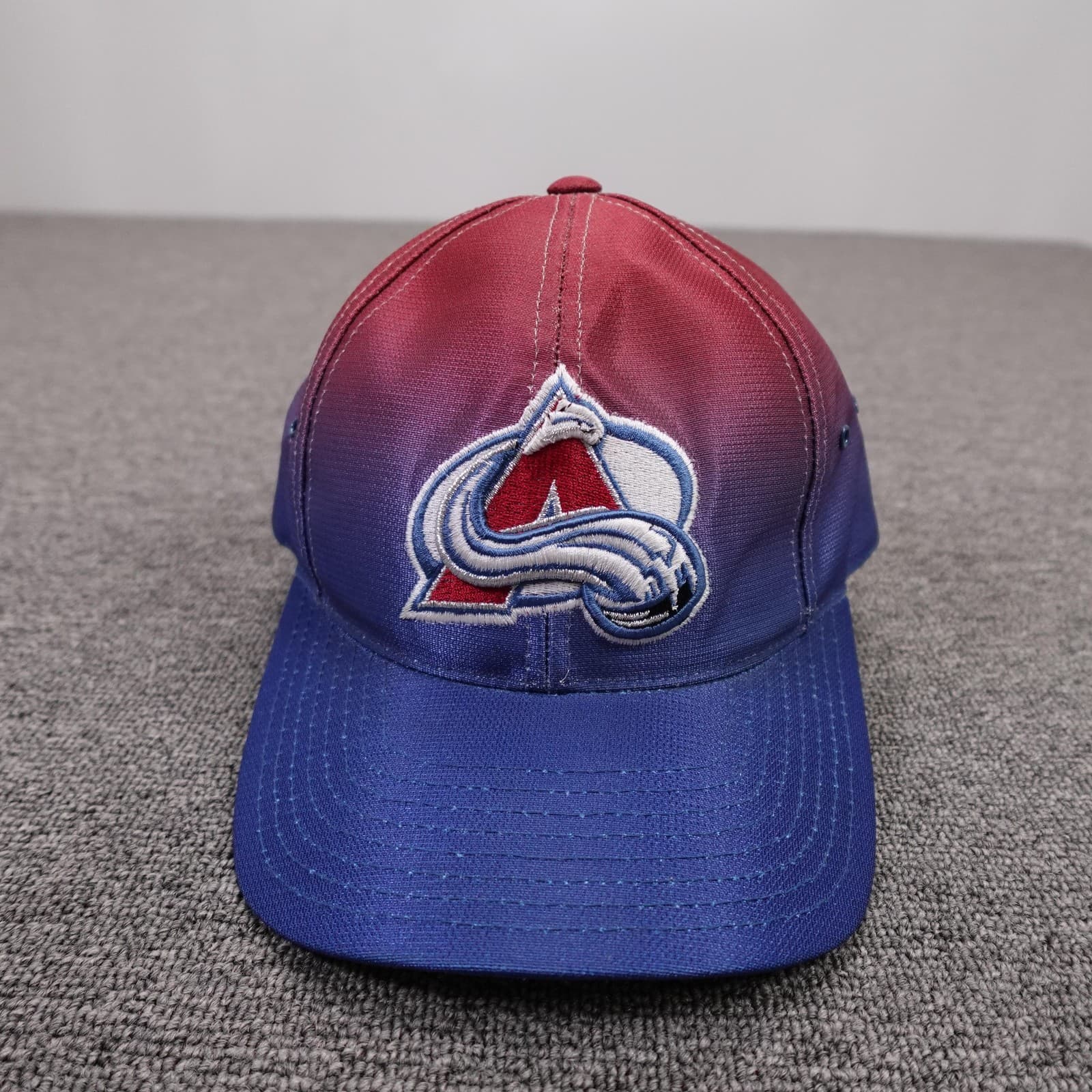 Colorado Avalanche Hat Cap Strap Back Mens One Size Blue NHL Hockey Gradient
