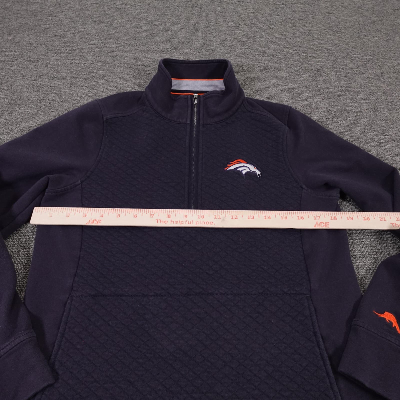 Denver Broncos Sweatshirt Womens Medium Blue NFL Football Tommy Bahama 1/4 Zip - Thumbnail 6