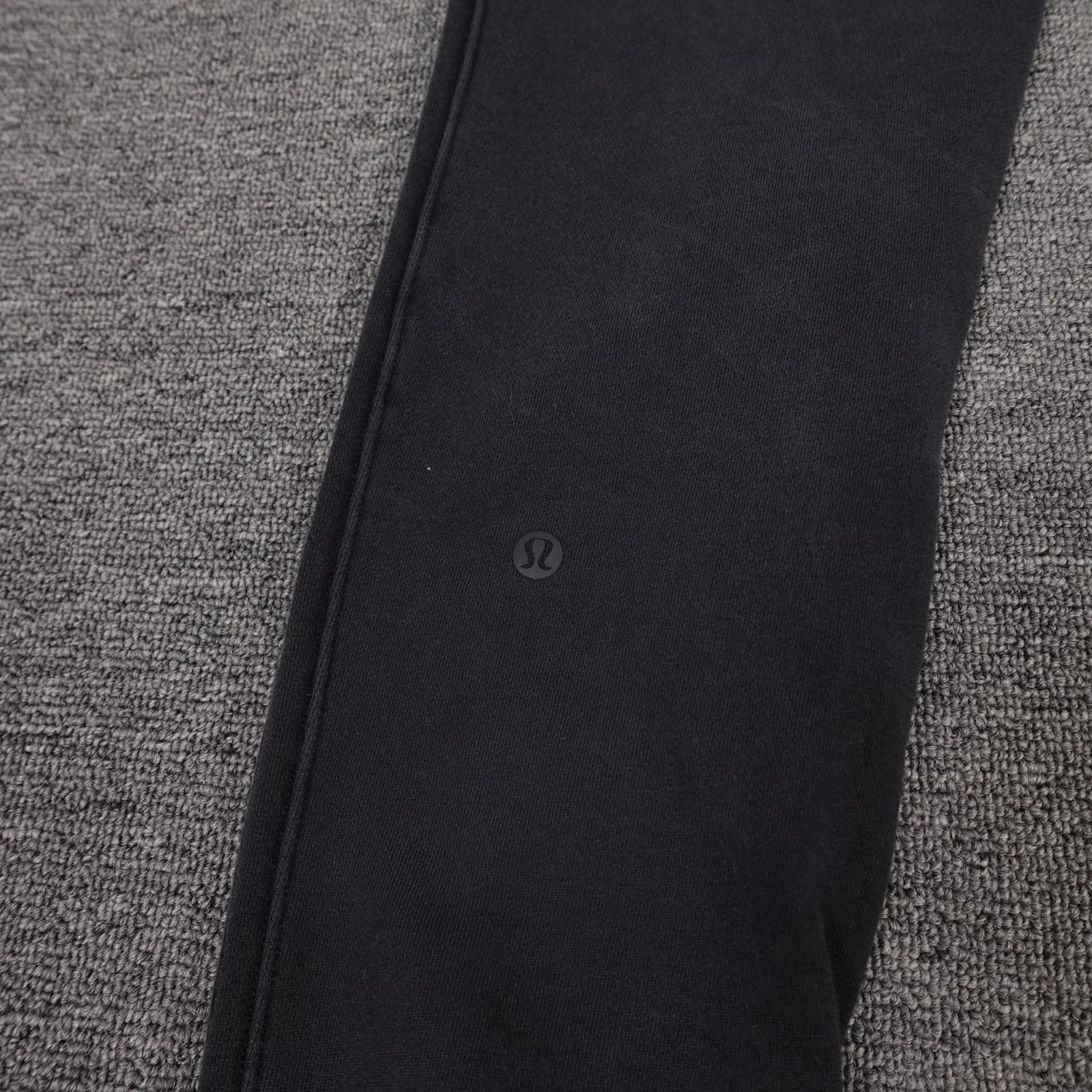 Lululemon Joggers Womens 2 Black Fleece Sweatpants Drawstring Cuffed Ankle - Thumbnail 3