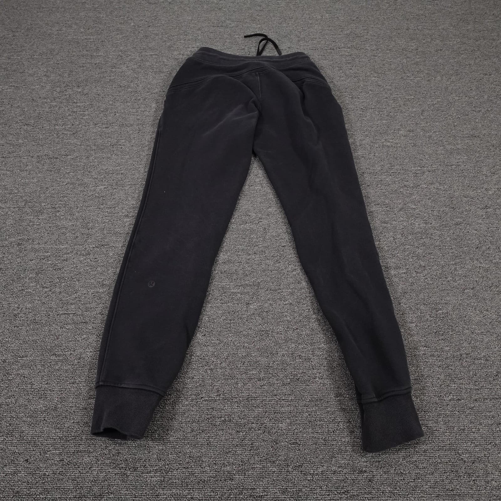 Lululemon Joggers Womens 2 Black Fleece Sweatpants Drawstring Cuffed Ankle - Thumbnail 2