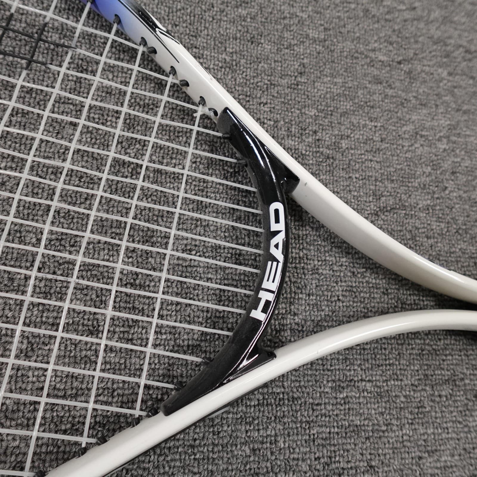 HEAD Ti.Conquest Tennis Racquet 4 3/8 Grip Titanium Blue White Racket Adult - Thumbnail 3