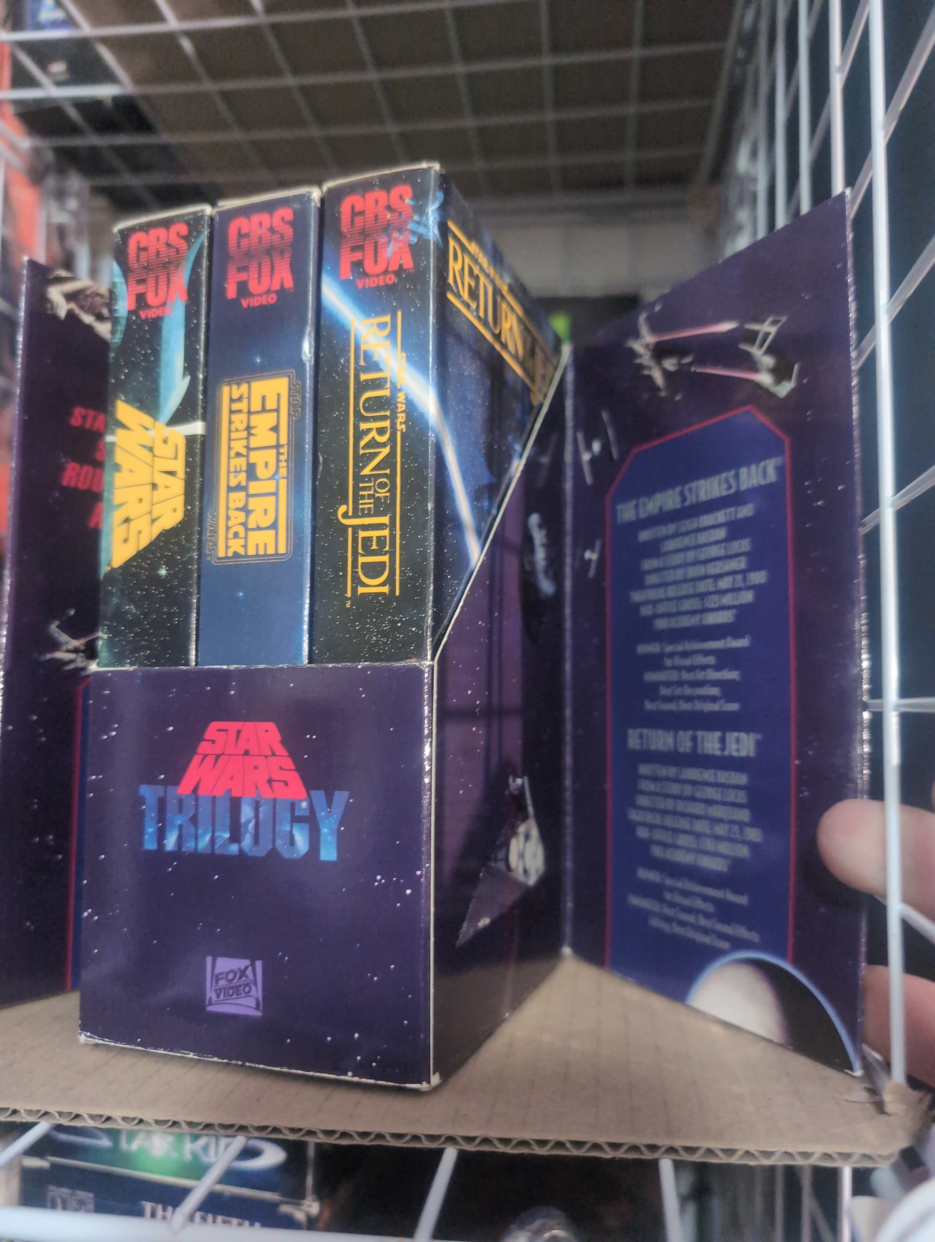 Star Wars Trilogy VHS Box Set - Thumbnail 4
